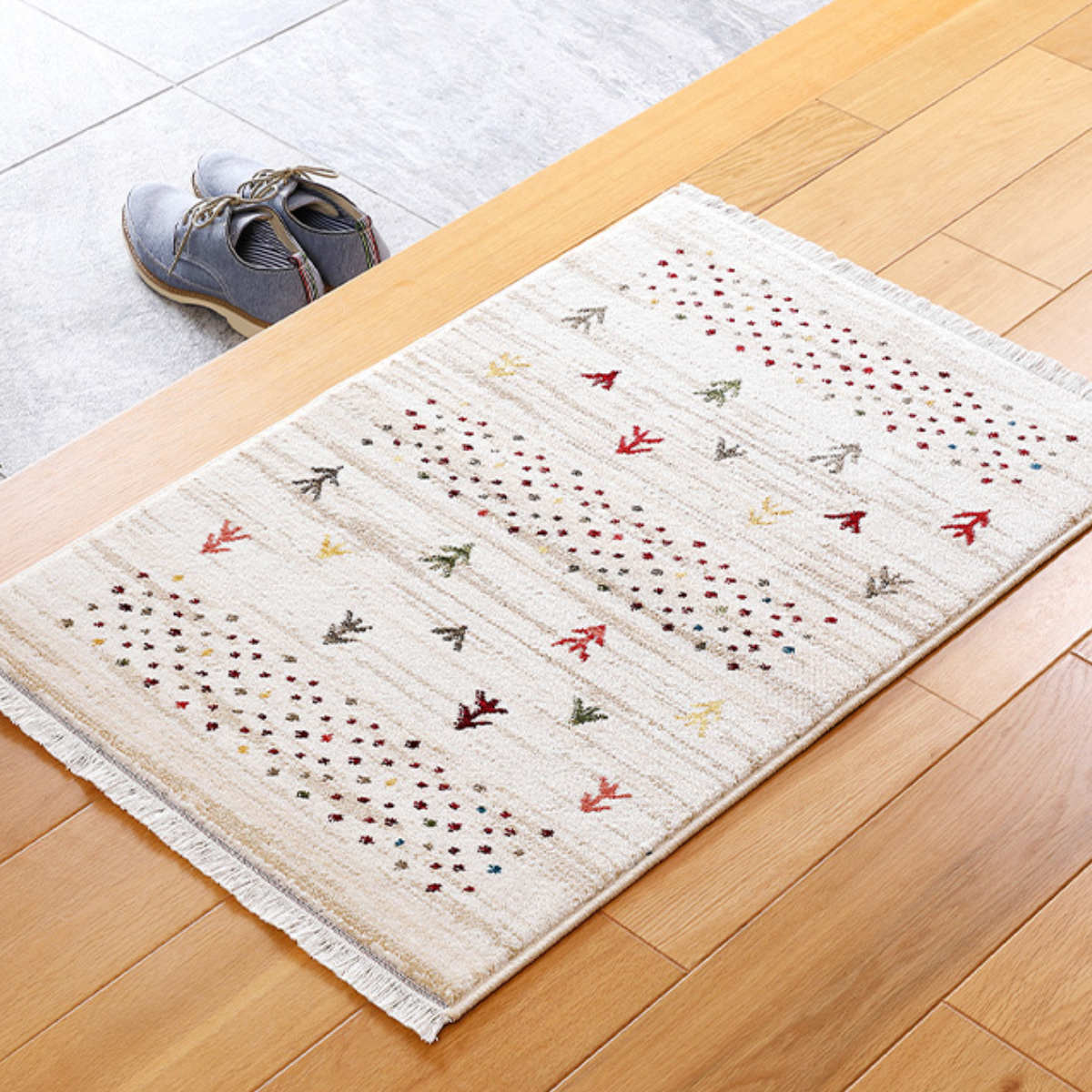 ラグ トルコ製ウィルトンラグ RAKKAS ジャルダン 70×125cm （ ラグマット カーペット 絨毯 ウィルトン織り リビング 居間 マット おしゃれ 丈夫 やわらか 長方形 折りたためる ）【39ショップ】