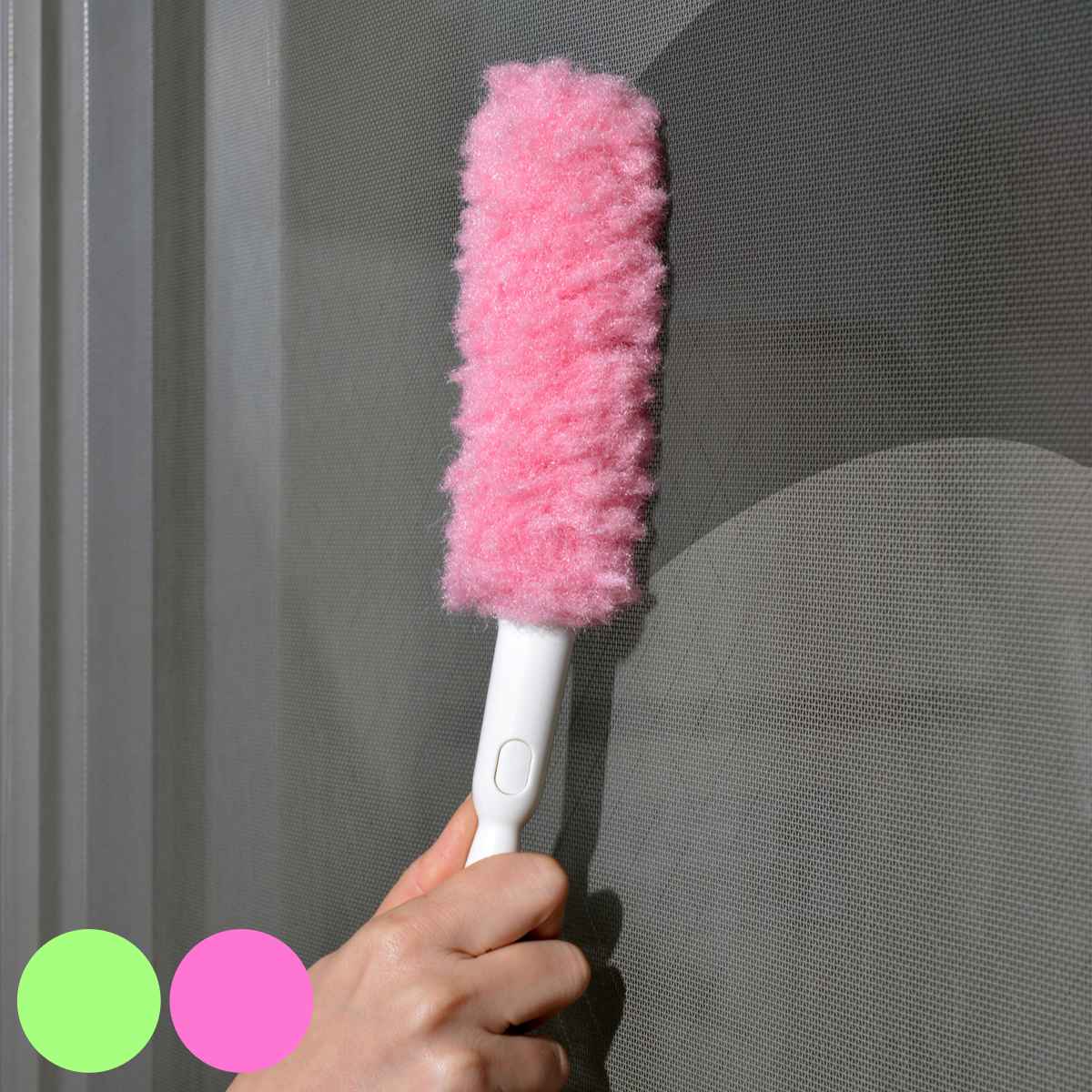 網戸ブラシ 取替え式 あみ戸びっクリーン ハンディタイプ （ 網戸掃除 ハンディ ハンディモップ 取替式 網戸 掃除 ネット 便利 グッズ 水だけ 洗剤いらず ポリエステル サッシの溝 窓掃除 ブラシ交換 可能 ） 【39ショップ】のサムネイル