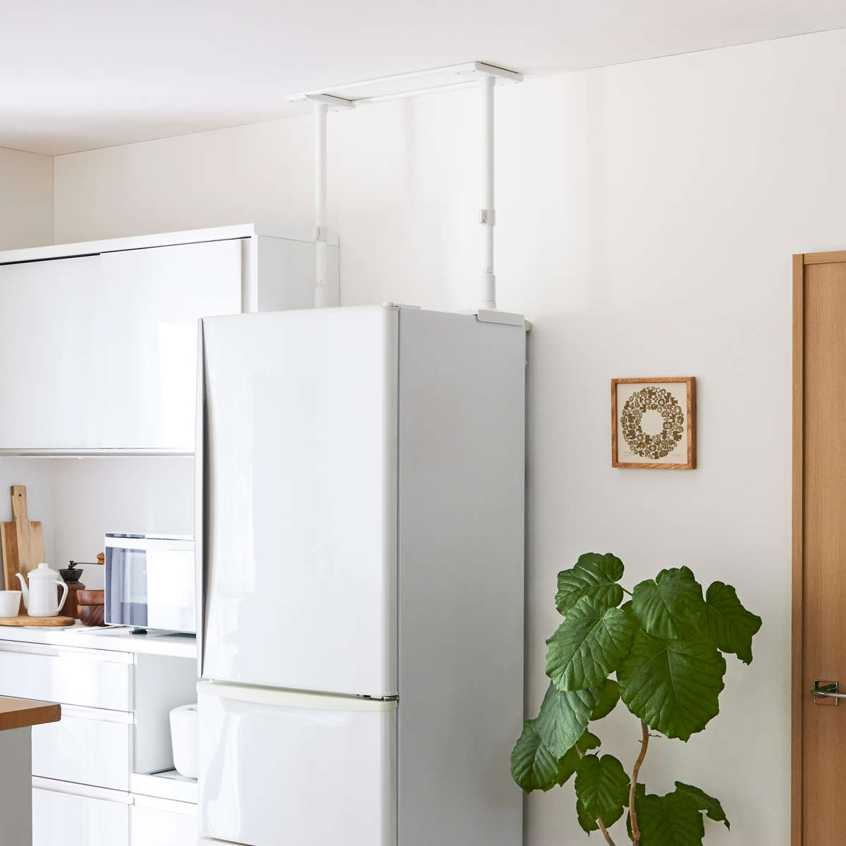 家具転倒防止 冷蔵庫転倒防止 つっぱり棒 幅60cm 幅65cm 高さ50cm〜75cm ( 突っぱり棒 60cm 65cm 強力 つっぱり 突っぱり 突っ張り...