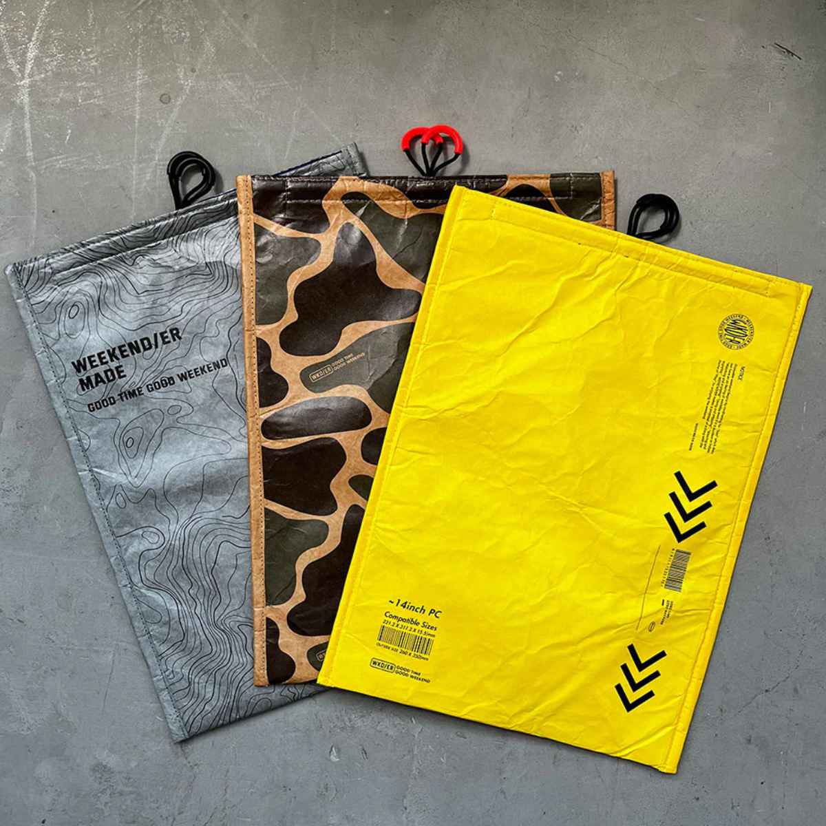 パソコンケース ポリエチレン 軽量 （ 14インチまで 縦型 パソコンバッグ PCバッグ コンパクト 面ファ..