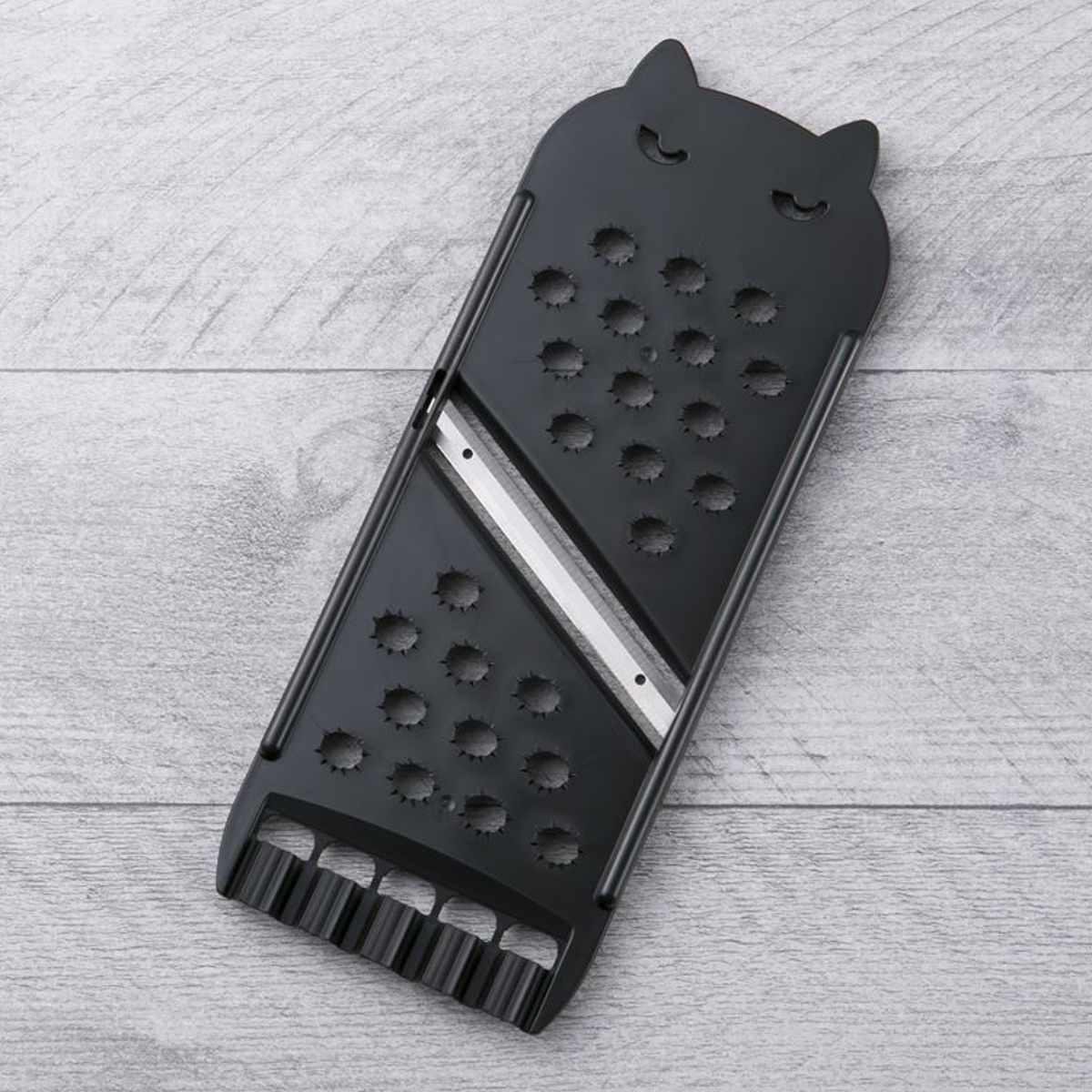 スライサー Nyammy ねこのスライサー 日本製 貝印 （ 野菜スライサー 大根おろし器 おろし金 飾り切り ..