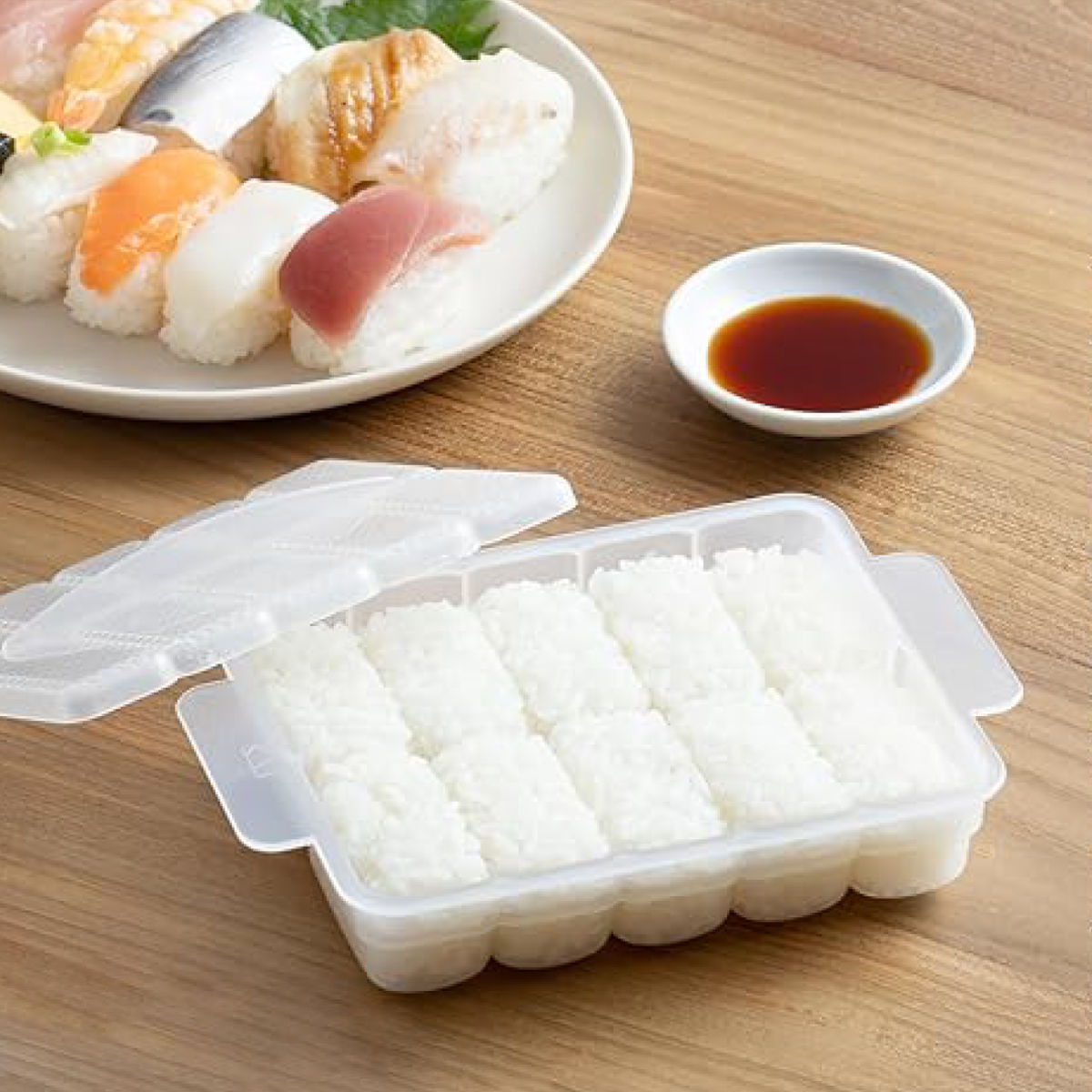 寿司 型 パコッとにぎり寿司10貫 食洗機対応 貝印 （ お寿司型 すし型 押し寿司 寿司器 型枠 押し型 にぎり すし 簡単 便利グッズ お寿司 ゲタ形 凹凸 エンボス加工 お寿司メーカー ）【39ショップ】