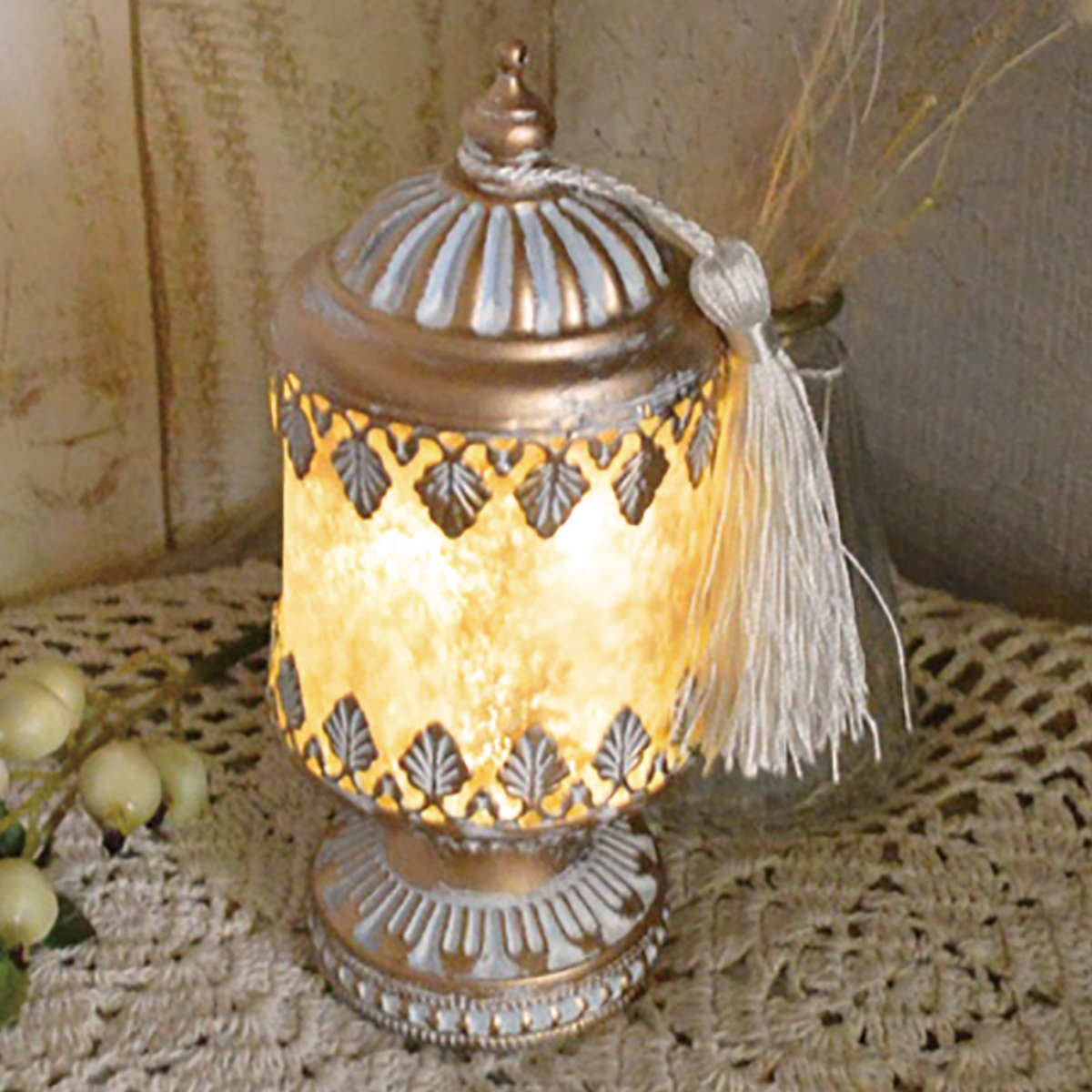 テーブルライト ビジュー ラフィネ LEDランタン （ 間接照明 卓上 テーブルランプ 卓上ライト LED ランタン 電池式 インテリア 高級感 寝室 リビング 読書灯 授乳灯 常夜灯 おしゃれ ホリデーシーズン クリスマス ）【39ショップ】