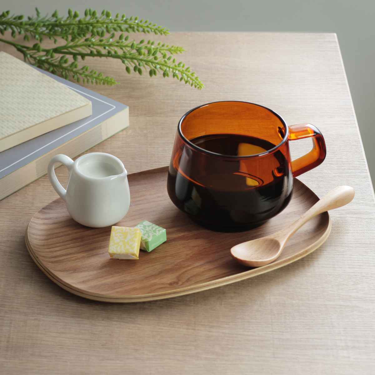 KINTO キントー UNITEA ノンスリップ トレイ 210×145mm ウィロー 2枚セット （ トレー 21×15cm UNITEA ユニティ ノンスリップトレー 木製 滑らない 盆 角丸 滑り止め すべり止め カフェ 木目調 一人用 お茶 ）【39ショップ】 interior-palette-10133911 インテリアパレット サンプル画像2