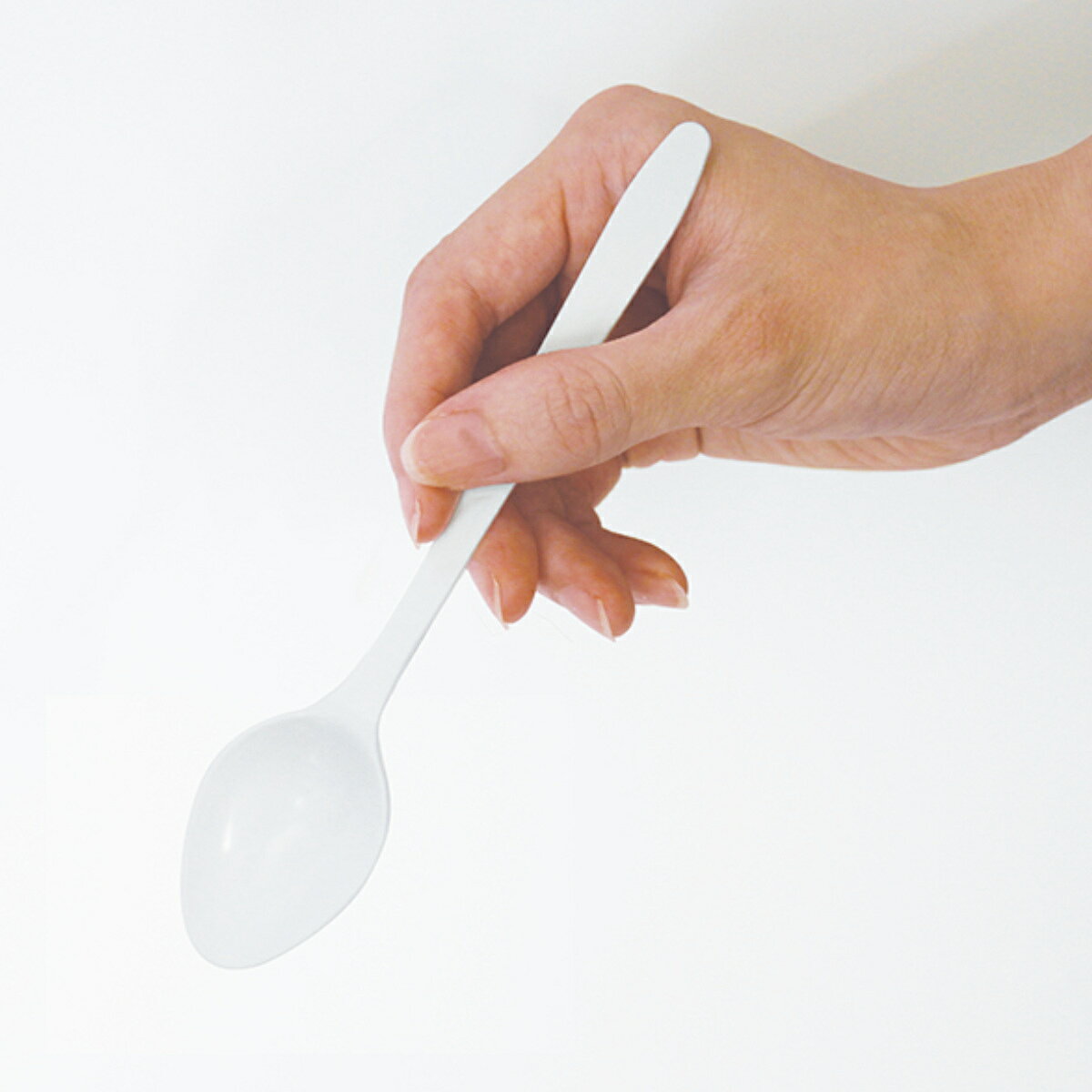 使い捨てカトラリー スプーン フォーク ナイフ 各6本入り （ 使い捨て プラスチック製 カトラリー 3種類 セット キャンプ用品 レジャー用品 アウトドアカトラリー BBQ 携帯用 日本製 ）【39ショップ】 interior-palette-10171236 インテリアパレット サンプル画像3