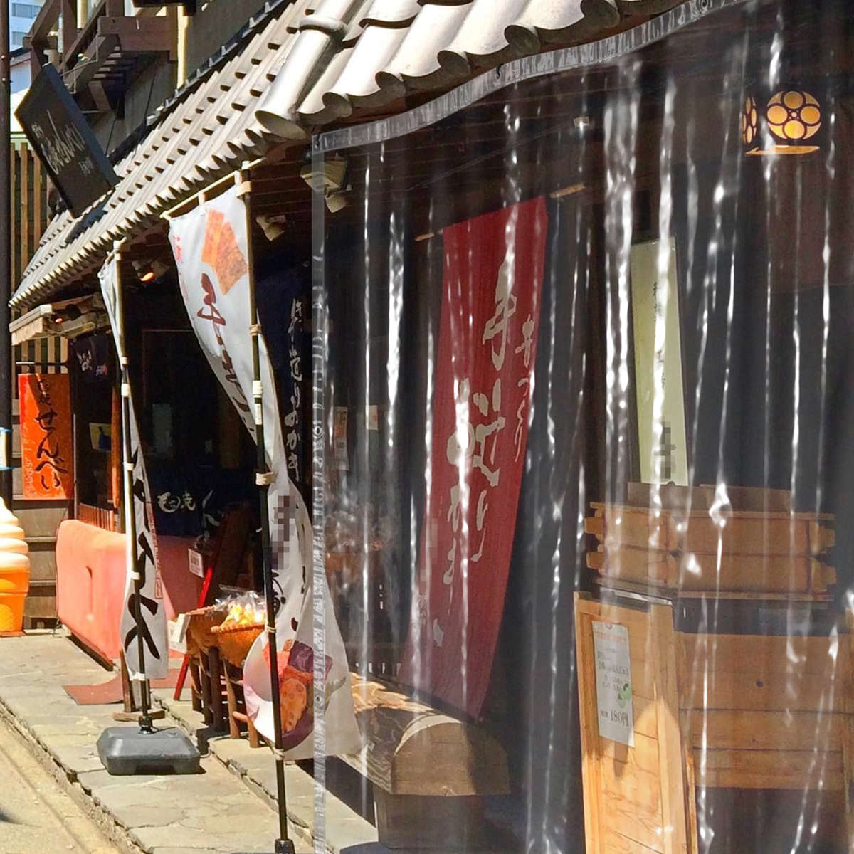 間仕切シート 風よけ 雨除け用 間仕切りシート 180×360cm （ 間仕切り 4畳 UVカット 99％ 防水 透明 カーテン 内外兼用 夏 冬 雨よけ 雪よけ 業務用 家庭用 窓 すきま風 日焼け防止 UV対策 紫外線カット 節電 冷房 暖房 ）【39ショップ】