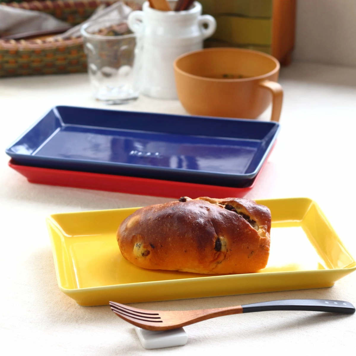 プレート 皿 ファンレスト 長角 （ 磁器 瀬戸焼 電子レンジ対応 食洗機対応 おしゃれ 日本製 お皿 スタッキング 積み重ね 長方形 四角 中皿 取り皿 食器 ）【39ショップ】