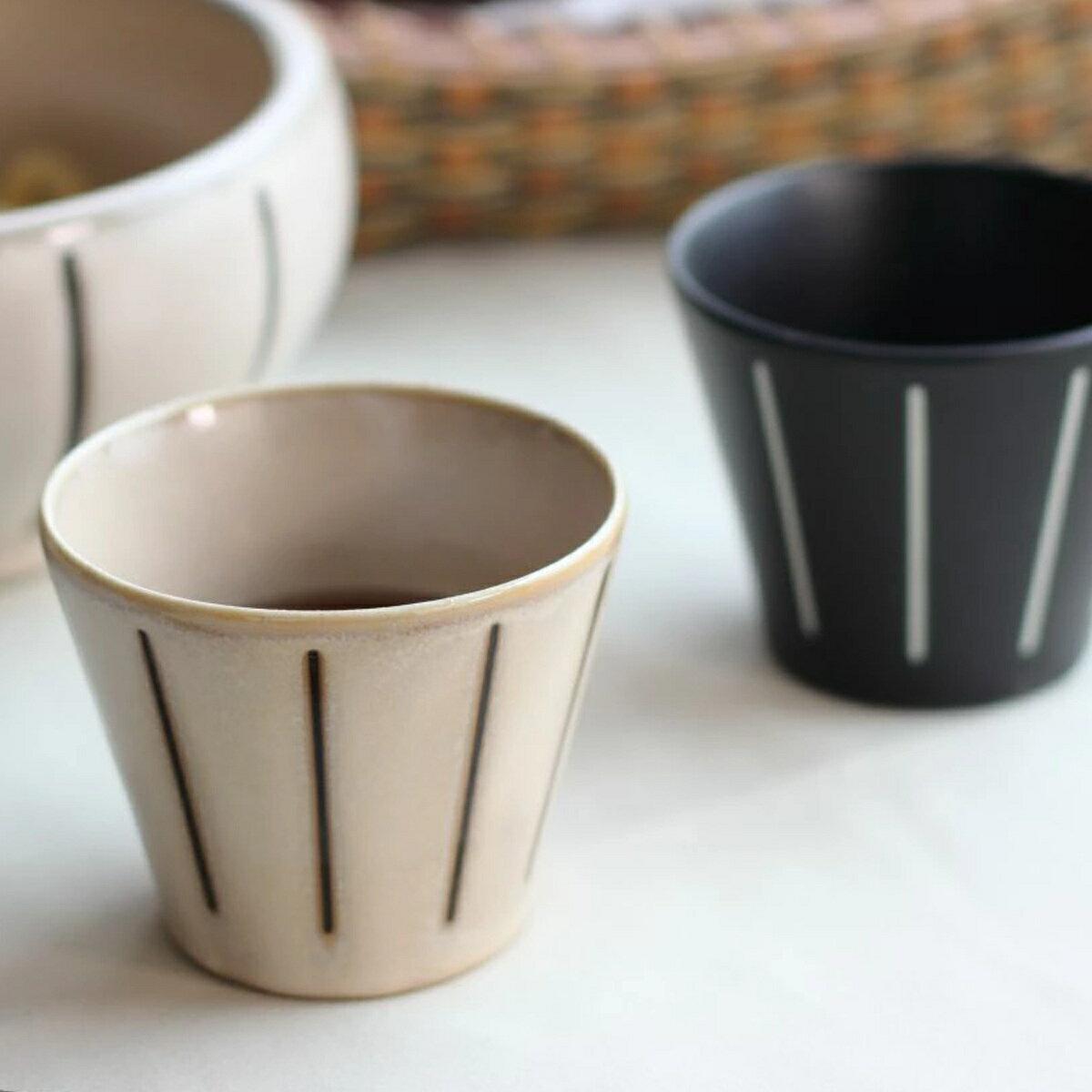 コップ モノクロストライプ マルチカップ 8cm （ 180ml 陶磁器 美濃焼 食洗機対応 電子レンジ対応 日本製 カップ 食器 和食器 和モダン おしゃれ カフェ風 ）【39ショップ】