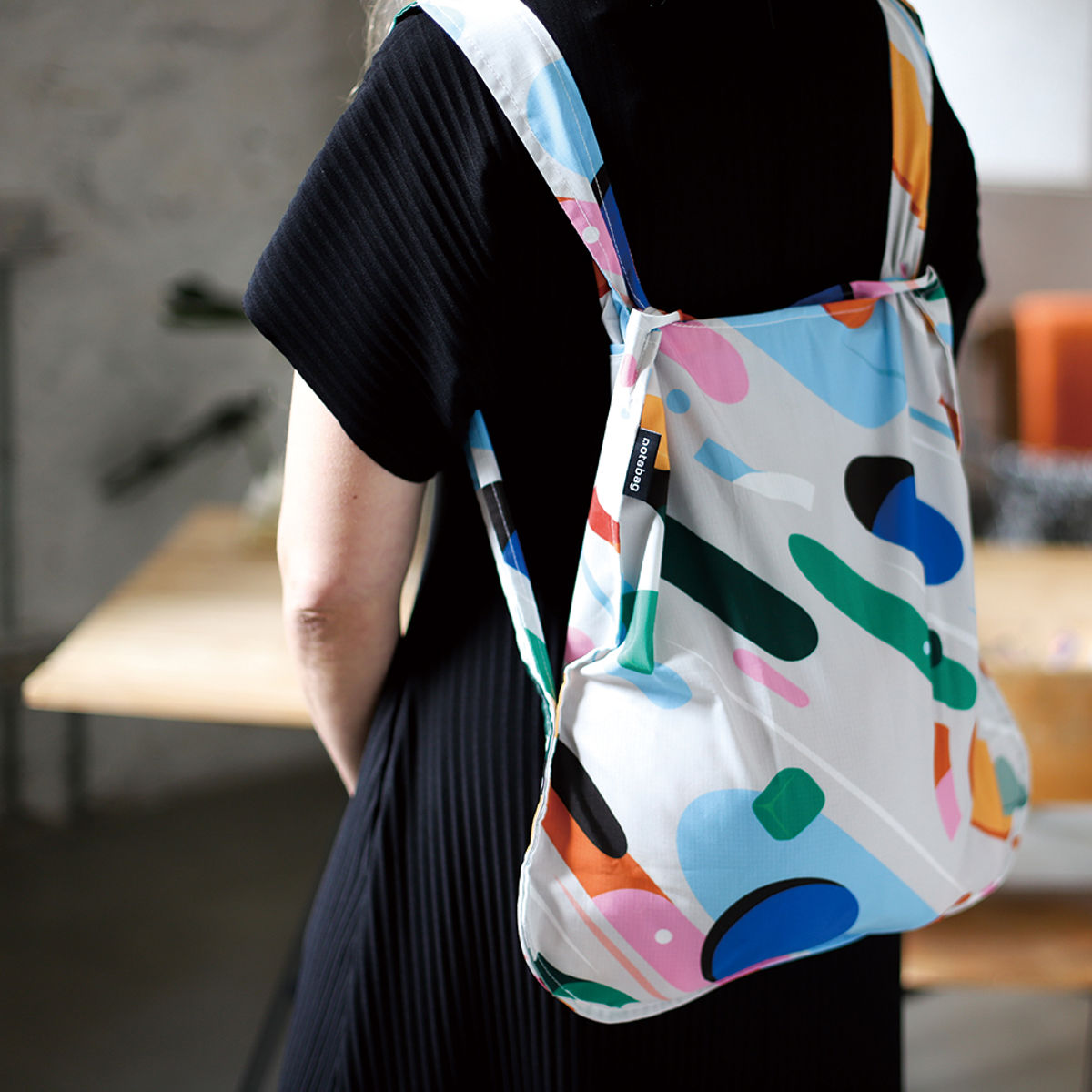 エコバッグ BAG ＆ BACKPACK Petra Eriksson Fruit Salad （ ノットアバッグ Notabag 折りたたみ 2way 洗える ブランド リュック かばん 鞄 バッグ トートバッグ リュックサック コンパクト 肩掛け 軽量 大容量 おしゃれ カラフル ）