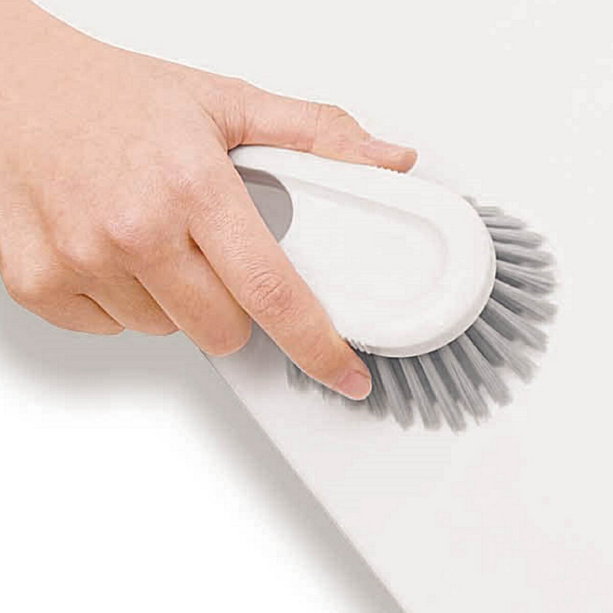 キッチンブラシ MP まな板洗いブラシ （ ブラシ たわし 調理器具 ザル まな板 洗う 食器用 調理器具用 コンパクト 四角 キッチン用ブラシ 台所用ブラシ 掃除 ）【39ショップ】