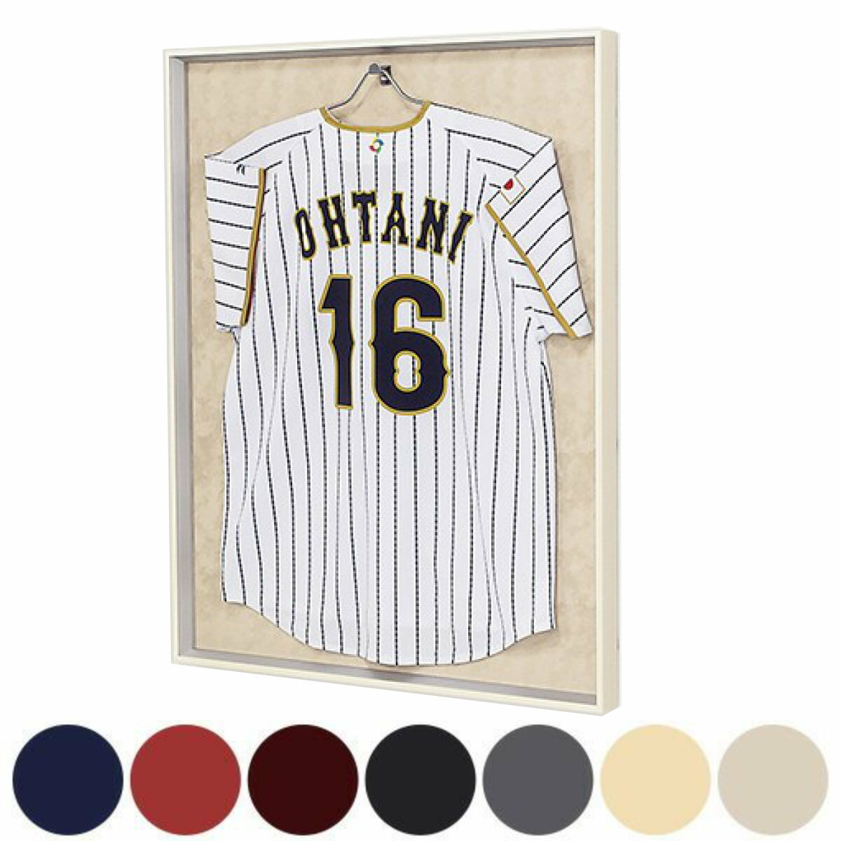 サイズ外寸：約 幅85.3×奥行4×高さ105.3（cm）内寸：約 幅81.9×高さ101.9（cm）有効画面：約 幅83.5×高さ103.5（cm）重量約 4.1kg内容量1枚付属品：ユニフォームハンガー、吊り紐、専用フック、短ピン、長ピン材質アルミ、アクリル、MDF種類アイボリー×ネイビー、アイボリー×レッド、アイボリー×ワイン、アイボリー×ブラック、アイボリー×グレー、アイボリー×アイボリー、アイボリー×ベージュ生産国日本製備考※ご注文数により納期が遅れる可能性がございます。予めご了承くださいませ。区分返品・キャンセル区分（不可）ギフトラッピングページを見るユニフォーム 収納 ユニフォーム額 L200 Lサイズ フレーム アイボリー※こちらは「フレーム色アイボリー／Lサイズ」の商品ページです※商品ページ内には別の商品を含む画像を使用していますおすすめポイント思い出をディスプレイ応援している選手のユニフォームや思い出のTシャツなどを綺麗な状態で飾ることができる専用の額縁です。リビングで大好きな選手のユニフォームに囲まれたい！大切なものをいつも目に触れる生活の中に置きたい！そんな方にピッタリです。表面カバーはアクリル素材で割れにくくて安全です。趣のあるインテリアとしてお部屋に馴染みやすいシンプルなスリムフレームです。専用ハンガー付きで簡単に設置できるので、タンスに眠っている好きな選手のユニフォームや、お子様が部活で使っていたものなどを記念に飾ってみませんか？スポーツ好きの人へのプレゼントとしてもおすすめです。手軽に自分らしくカスタマイズフレームは3色、バックボードは7色から選べるので、ユニフォームやTシャツの色に合わせてチョイスできます。手軽にこだわりの趣味空間を作れます。※バックボードのお色味はこちらの画像が一番近くなります商品詳細型崩れしにくい型崩れしにくい専用ハンガーなので、安心して飾ることができます。落ち着きのあるフレームインテリアに馴染みの良いシンプルな木目調フレームです。落ち着いた雰囲気で、飾る場所を選びません。付属品ハンガー×1、専用フック×2、短ピン×2、長ピン×2、吊り紐×1が付いています。カラーサイズシリーズ紹介アイボリーMサイズナチュラルMサイズセピアMサイズアイボリーLサイズ【▲このページの商品】ナチュラルLサイズセピアLサイズ関連キーワード：木目調 ユニホーム ユニホーム額 シンプル オシャレ お洒落 おしゃれ スタンド型 スポーツ 野球 サッカー バスケット ラグビー お気に入り選手 サイン 部活 引退 記念 思い出 子供 tシャツ 後ろ前 ハンガー付き 趣味 がく がくぶち アルミ ケース アクリル ネイビー レッド ワイン ブラック グレー ベージュ LH20214 LH1914関連商品はこちらユニフォーム 収納 ユニフォーム額 L200 26,180円ユニフォーム 収納 ユニフォーム額 L200 31,680円ユニフォーム 収納 ユニフォーム額 L200 31,680円ユニフォーム 収納 ユニフォーム額 L200 26,180円ユニフォーム 収納 ユニフォーム額 L200 26,180円ユニフォーム 収納 ユニフォーム額 L200 26,180円～ユニフォーム 収納 ユニフォーム額 L214 26,620円ユニフォーム 収納 ユニフォーム額 L219 6,710円ユニフォーム 収納 ユニフォーム額 L214 26,620円ユニフォーム 収納 ユニフォーム額 L214 26,620円ユニフォーム 収納 ユニフォーム額 L201 27,170円～ユニフォーム 収納 ユニフォーム額 L208 18,700円