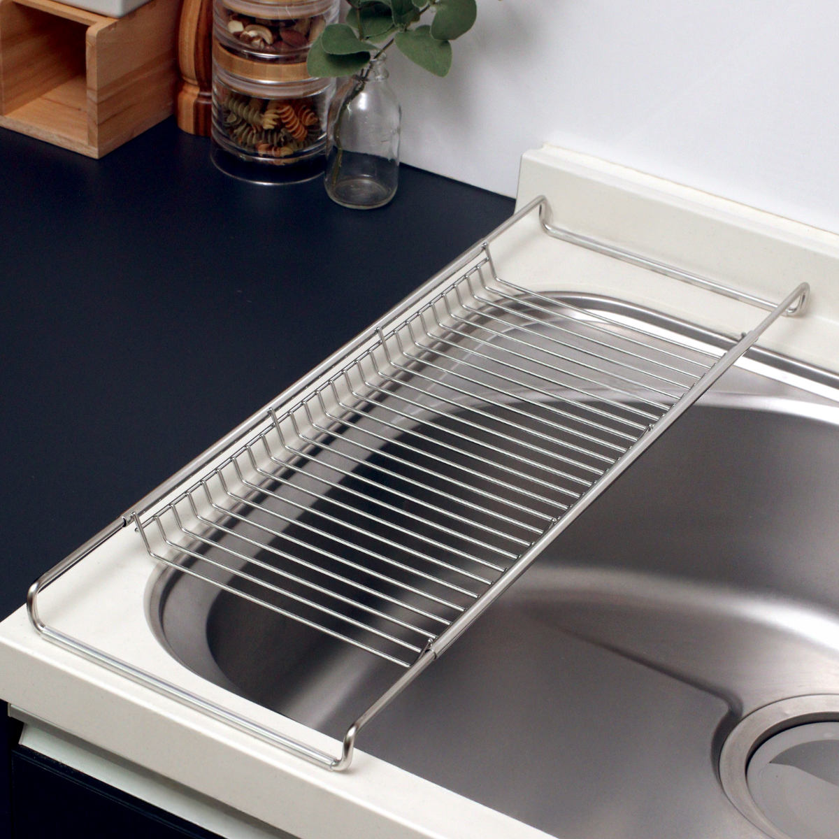 水切りラック 18-8 ステンレス製 スライド水切りラック サスティナ ( 水切りプレート シンク上水切り 水切りトレー スライド式 オールステンレス シンク上 洗い物 食器洗い 乾燥 おすすめ )【39ショップ】