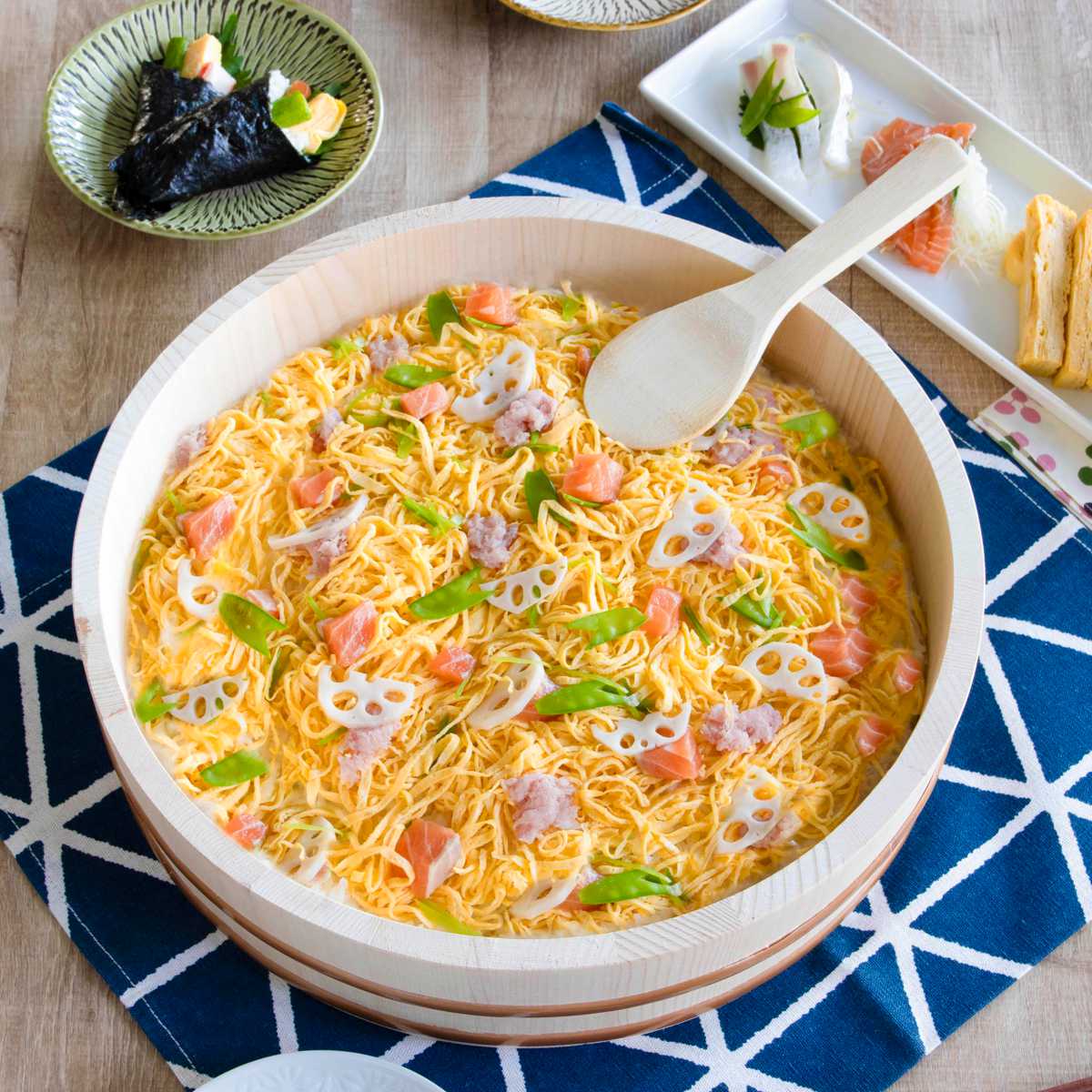 すし桶 寿司桶 飯台 木製 33cm 約5合用 和の里 （ 木製飯台 おひつ 飯切 すしおけ 酢飯  ...