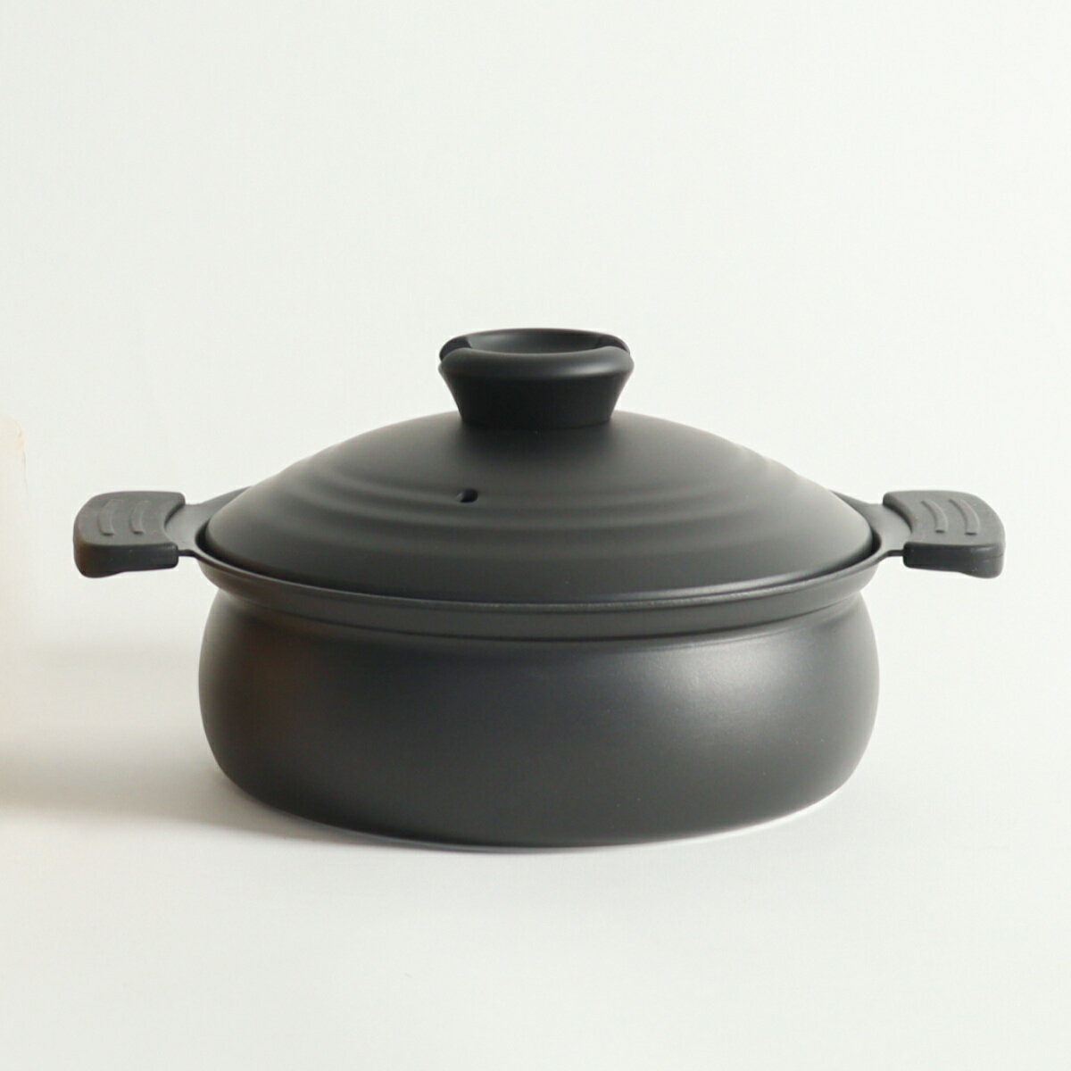 卓上鍋 20cm IH対応 軽量 フッ素樹脂加工 （ ガス火対応 ふっ素加工 フッ素加工 軽い 両手鍋 蓋付き 20センチ 鍋 卓上なべ ハンドルカバー付き 1人用 2人用 季節鍋 アルミ製 黒 ）【39ショップ】