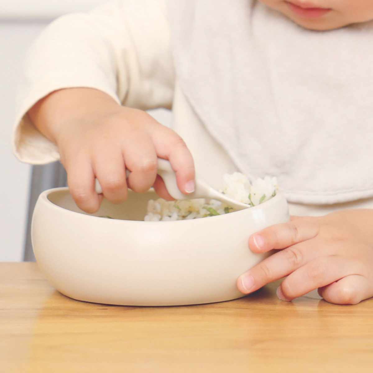 Rakuten - ベビー食器 トライ すくいやすいボウル S （ ベビー 食器 離乳食 すくいやすい お皿 ボウル 食洗機対応 レンジ対応 カップ プラスチック 割れない リッチェル 深皿 持ちやすい 食べやすい キッズ 子ども 子ども食器 おしゃれ ）【39ショップ】