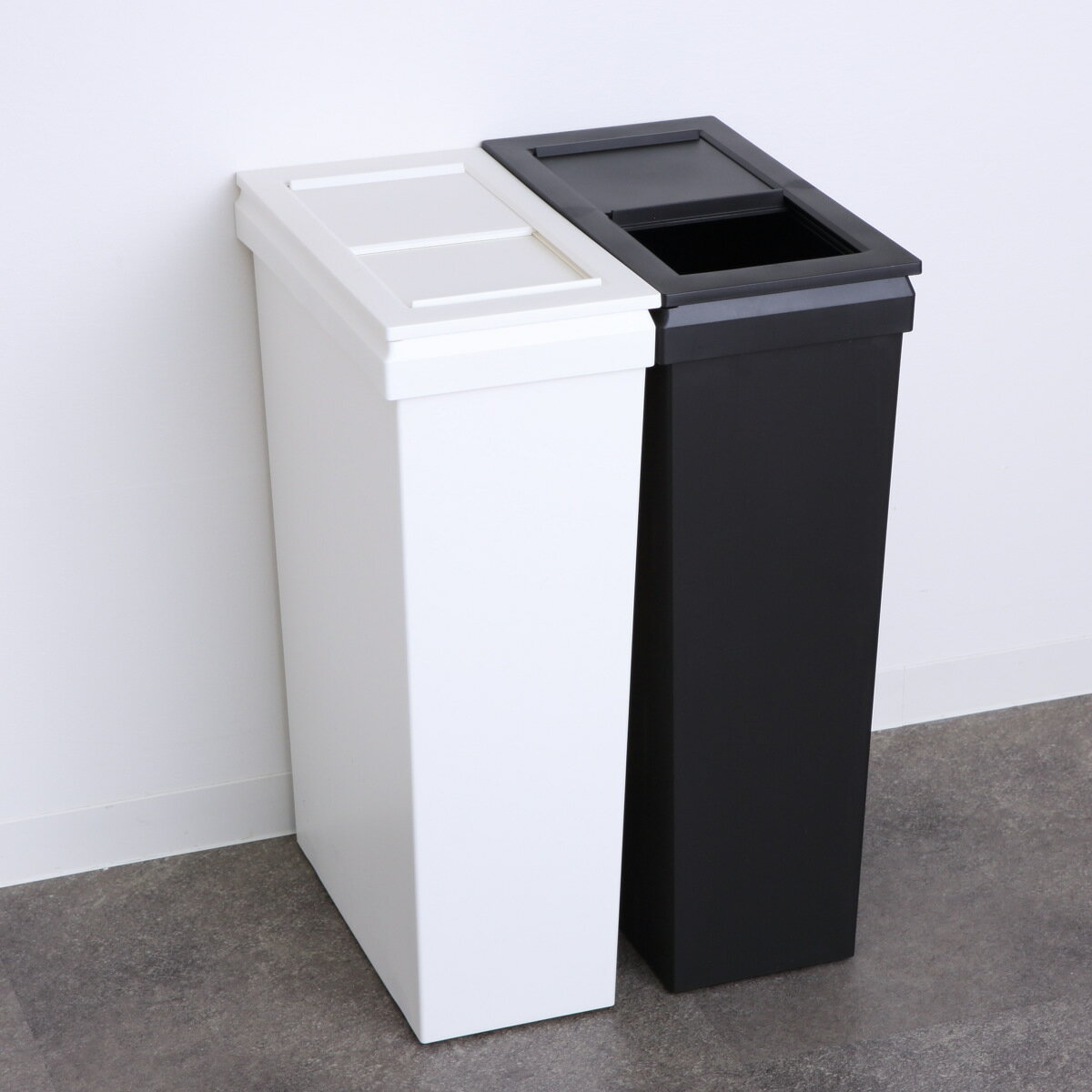 Rakuten - ゴミ箱 SOLOW 40L スライドオープン 隙間や通路で使える （ ごみ箱 40リットル スリム 幅19.8cm スライド ふた付き シンプル 無地 おしゃれ キャスター付き 袋が見えにくい 抗菌 防汚加工 角型 ）【39ショップ】