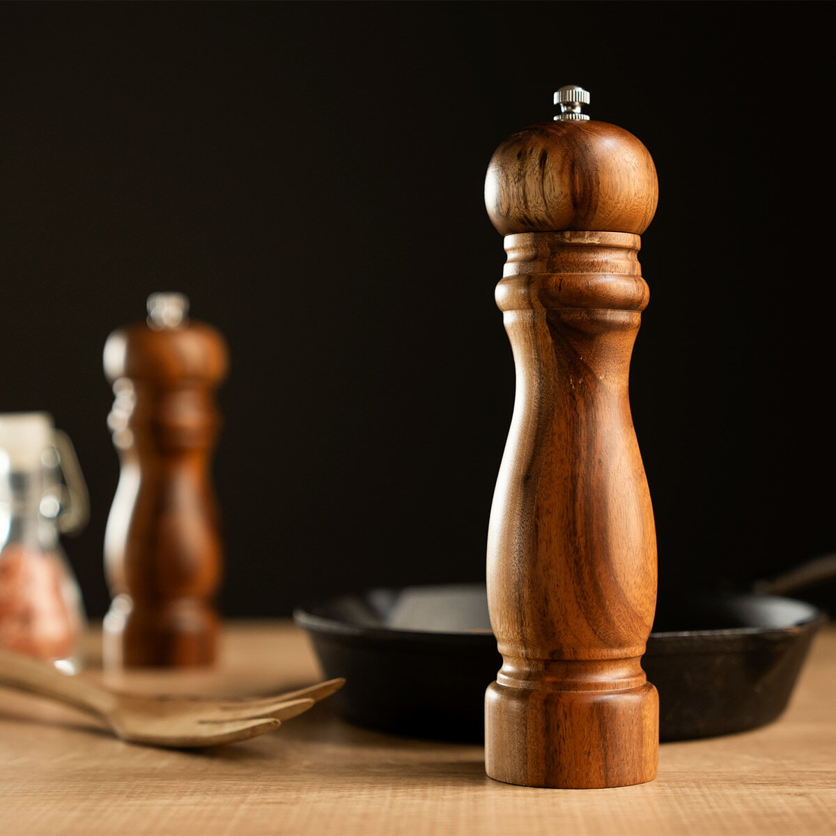 胡椒挽き M アカシア製 ペッパーミル SALUS （ セイラス ソルトミル スパイスミル 手動式 塩コショウ入れ 天然木 スパイスボトル セラミック刃 便利グッズ 下ごしらえ用品 おしゃれ 木製 ）【39ショップ】