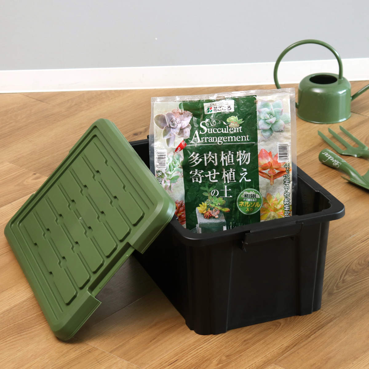 収納ボックス Nタフコン ATC-47-23 フタ付き 幅32.5×奥行46.5×高さ23cm （ 収納ケース 頑丈 収納 工具箱 コンテナ 丈夫 積み重ね ロック付き 日本製 屋外 スタッキング プラスチック ボックス ケース BOX アウトドア 小物 ）【39ショップ】