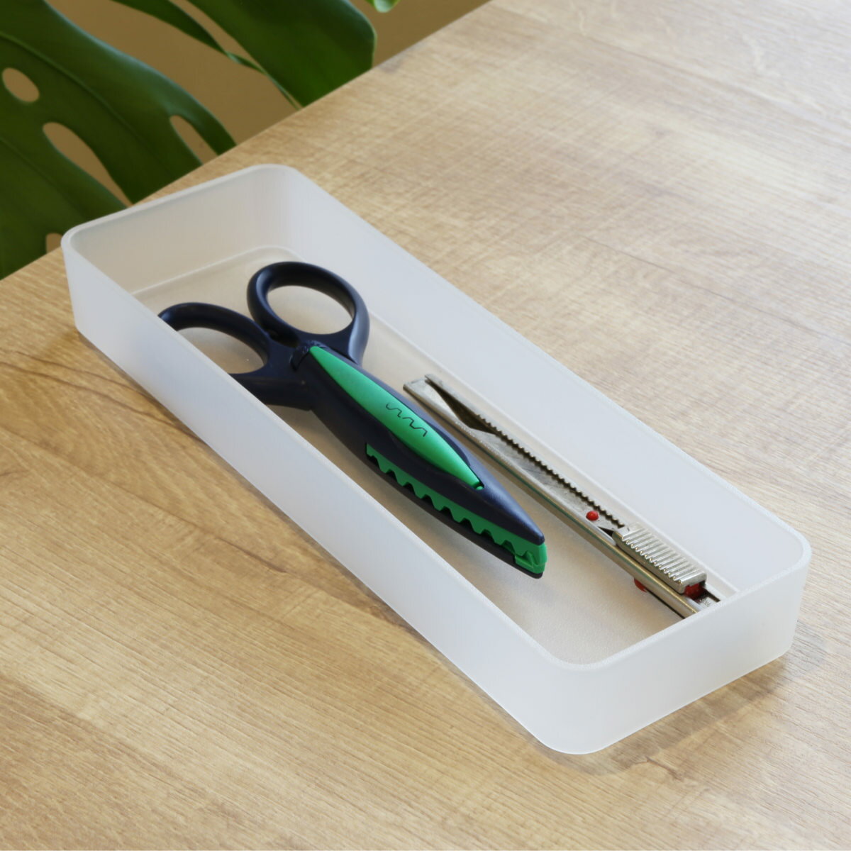 小物トレー 幅7.85×奥行23.55×高さ3.1cm 半透明 squ+ ナチュラ ソーフィス ( 小物入れ 収納 小物ケース 小物 小物収納 トレー トレイ ...