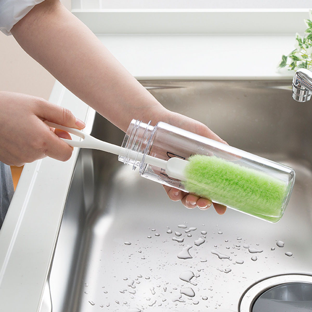 ボトルブラシ びっくりマグボトル洗い （ 日本製 ボトル洗い 水筒ブラシ 水筒洗い 柄付きブラシ スポン..