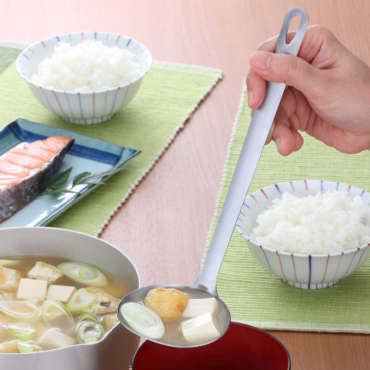 お玉 ママクック シンプル ステンレスお玉 日本製 （ Mamacook レードル 穴無しお玉 キッチンツール おたま 穴無しレードル ステンレス製 オールステンレス 調理器具 キッチン用品 キッチン雑貨 調理用品 調理小物 調理道具 ）【39ショップ】