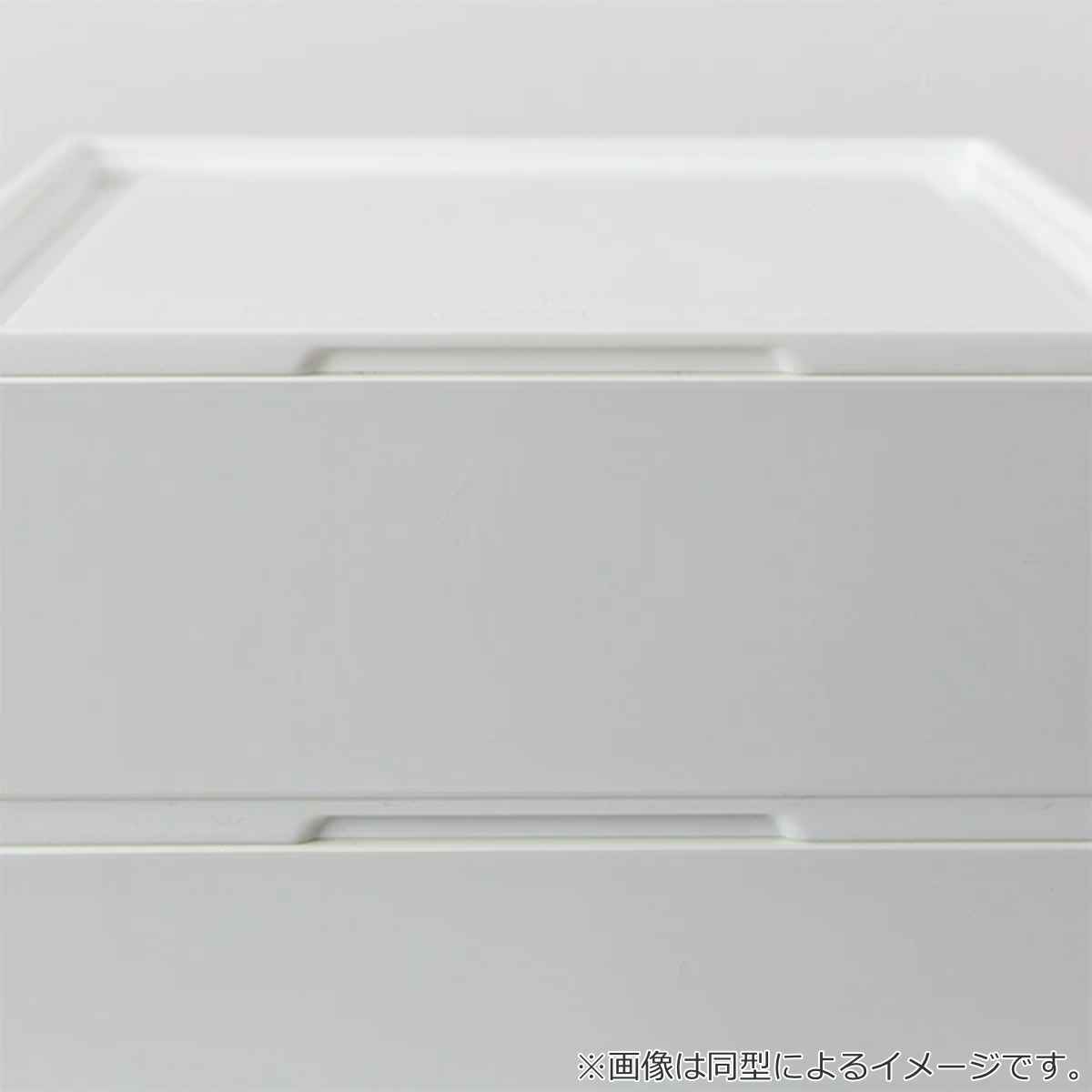 シンプルなデザインでカジュアルなシーンでも使える重箱