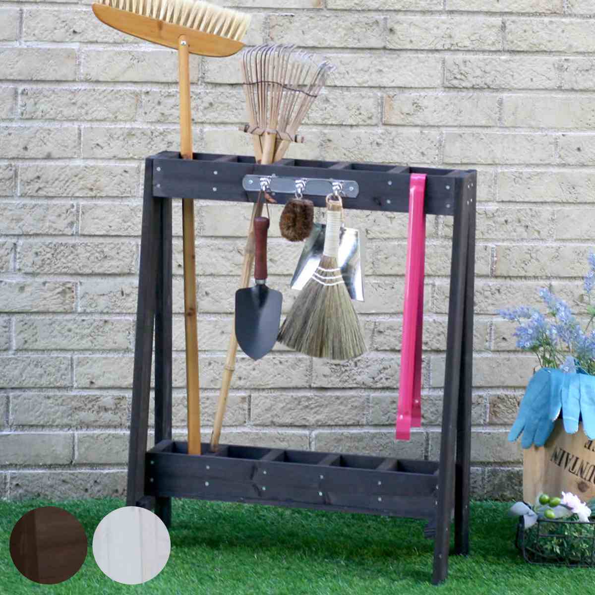 収納 ツールスタンド （ ガーデン収納 掃除用具 スタンド 屋外スタンド 木製スタンド ベランダ 物置き 屋外 屋内 木製用具置き 収納スタンド ほうき デッキブラシ 支柱 庭 掃除 道具 フック付き 天然木 おしゃれ ）【39ショップ】