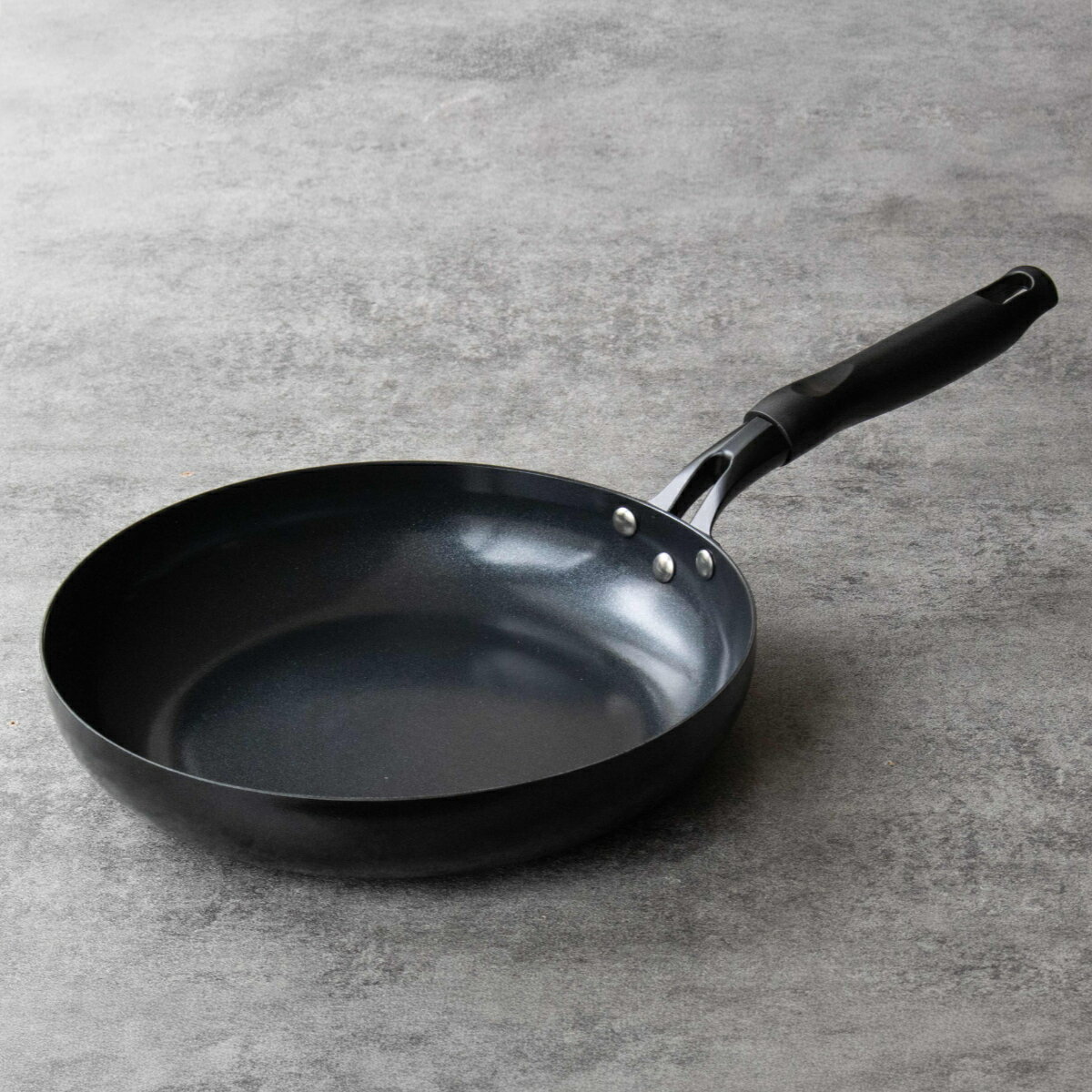 Ih Incompatible - フライパン 28cm IH対応 ダイヤモンドセラミックコート （ ガス火対応 オール熱源対応 セラミックフライパン 軽い 28センチ アルミ製 直火 持ちやすい こびりつきにくい 焦げ付きにくい PFASフリー ）【39ショップ】