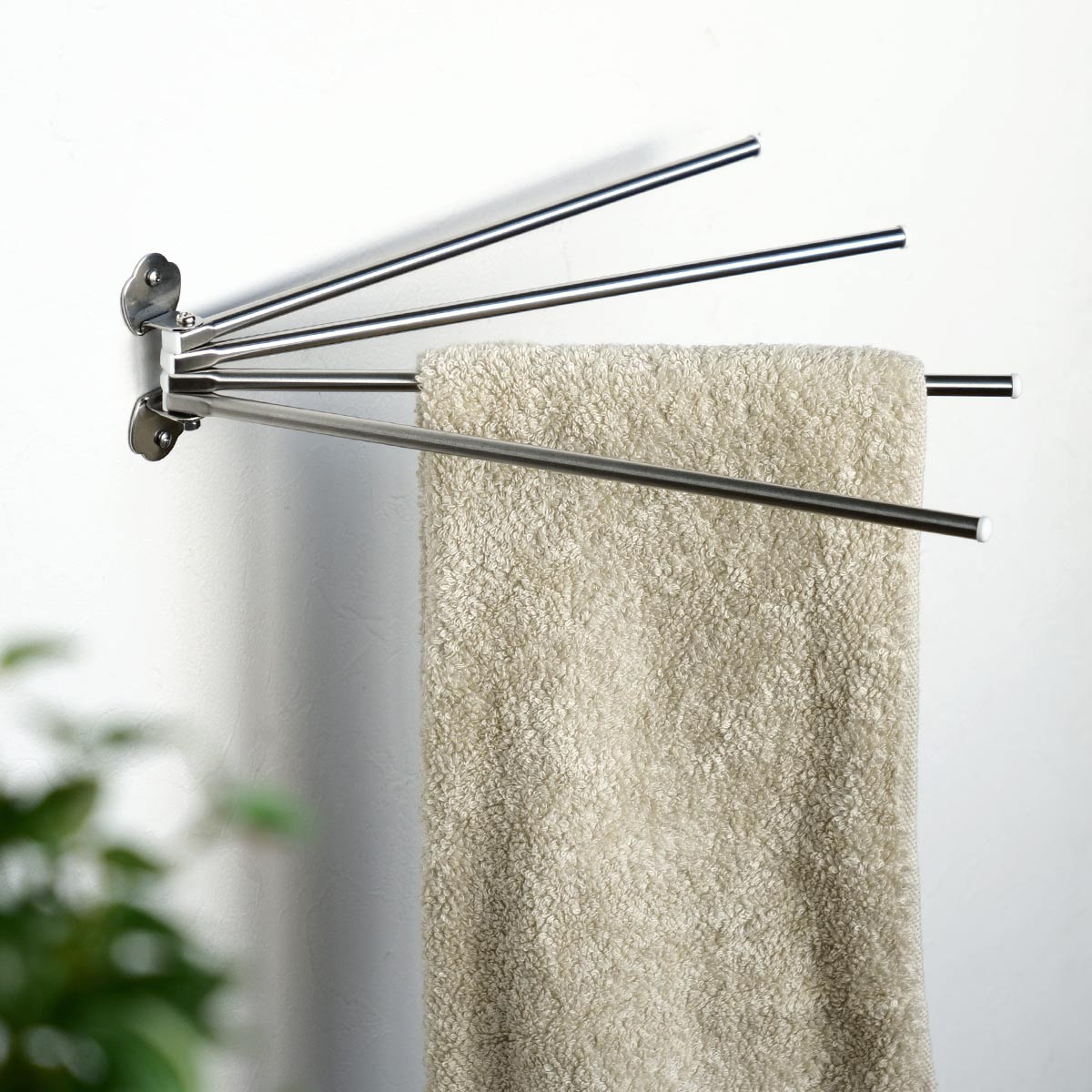 タオルハンガー ステンレス 4本掛け （ 壁付け タオル掛け 4枚 回転 簡単 DIY リフォーム 洗面所 タオルホルダー 壁 ） 【39ショップ】