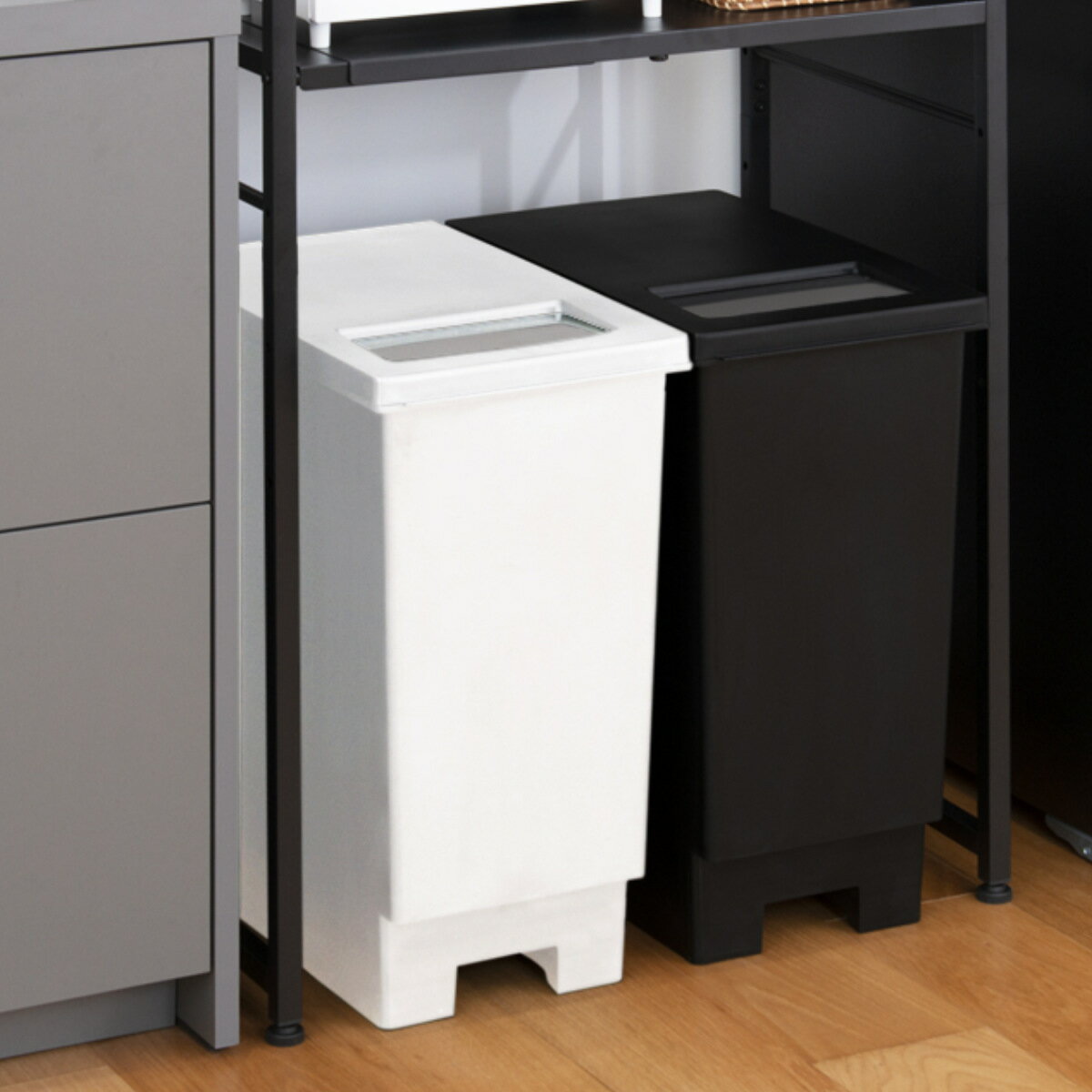 ゴミ箱 45L 同色3個セット ユニード プッシュ&オープンペール ( ごみ箱 45リットル プッシュ 小窓 キッチン シンプル ふた付き 分別 45 3個 袋...