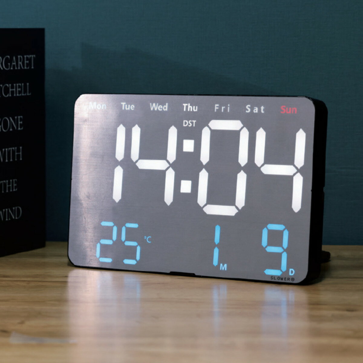 置き時計 LED デジタル時計 リモコン付き 置き掛け兼用 SLOWER ビエント アルミニウム （ 温度計 カレンダー USB LED時計 置き 掛け アラーム スヌーズ カウントダウン ストップウォッチ 輝度調整 曜日表示 おしゃれ ）【39ショップ】