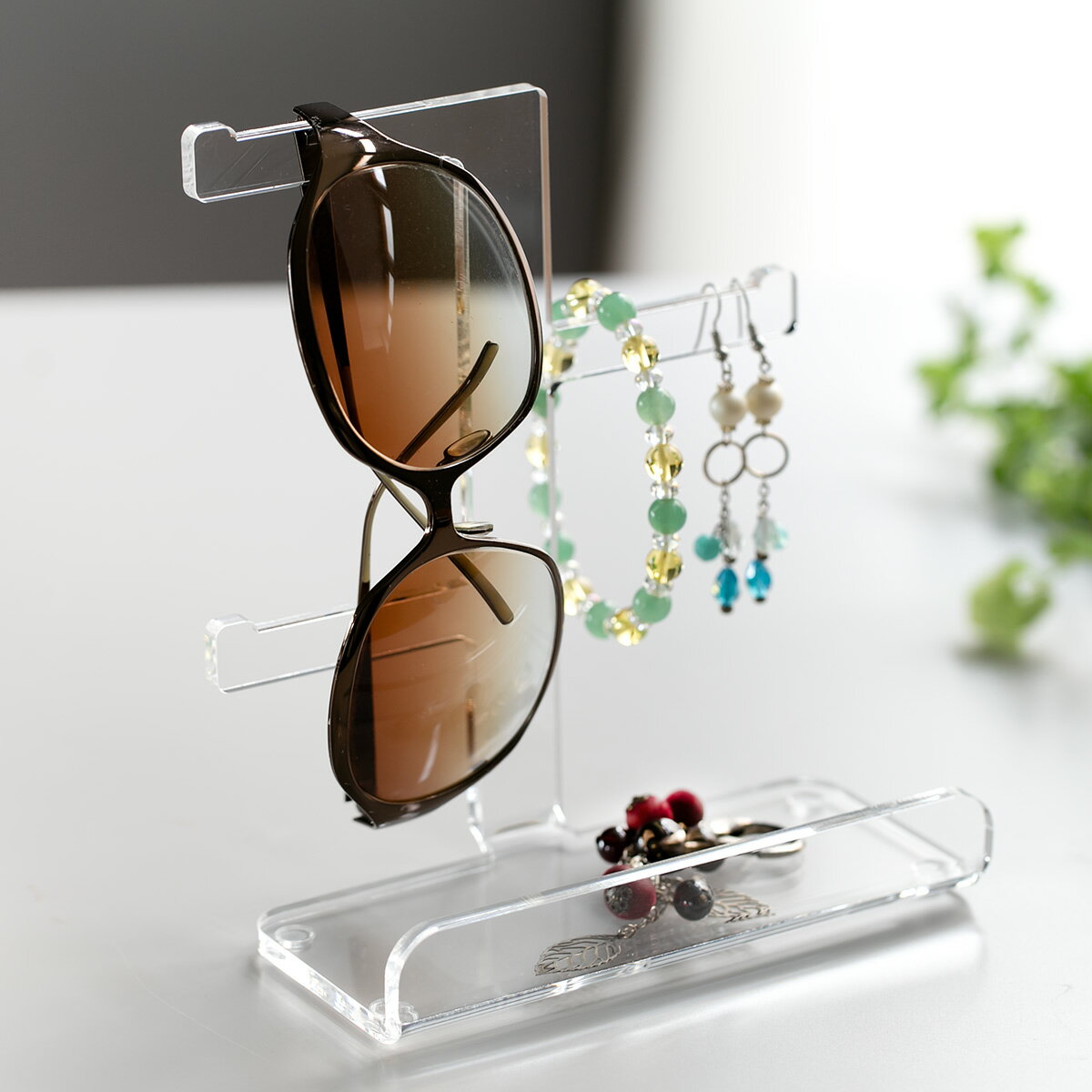 【レビュー特典付き】 アクセサリースタンド amenist アクリル製 日本製 ( アクセサリー 収納 アクリル ピアス ネックレス 指輪 天然石 パワーストー...