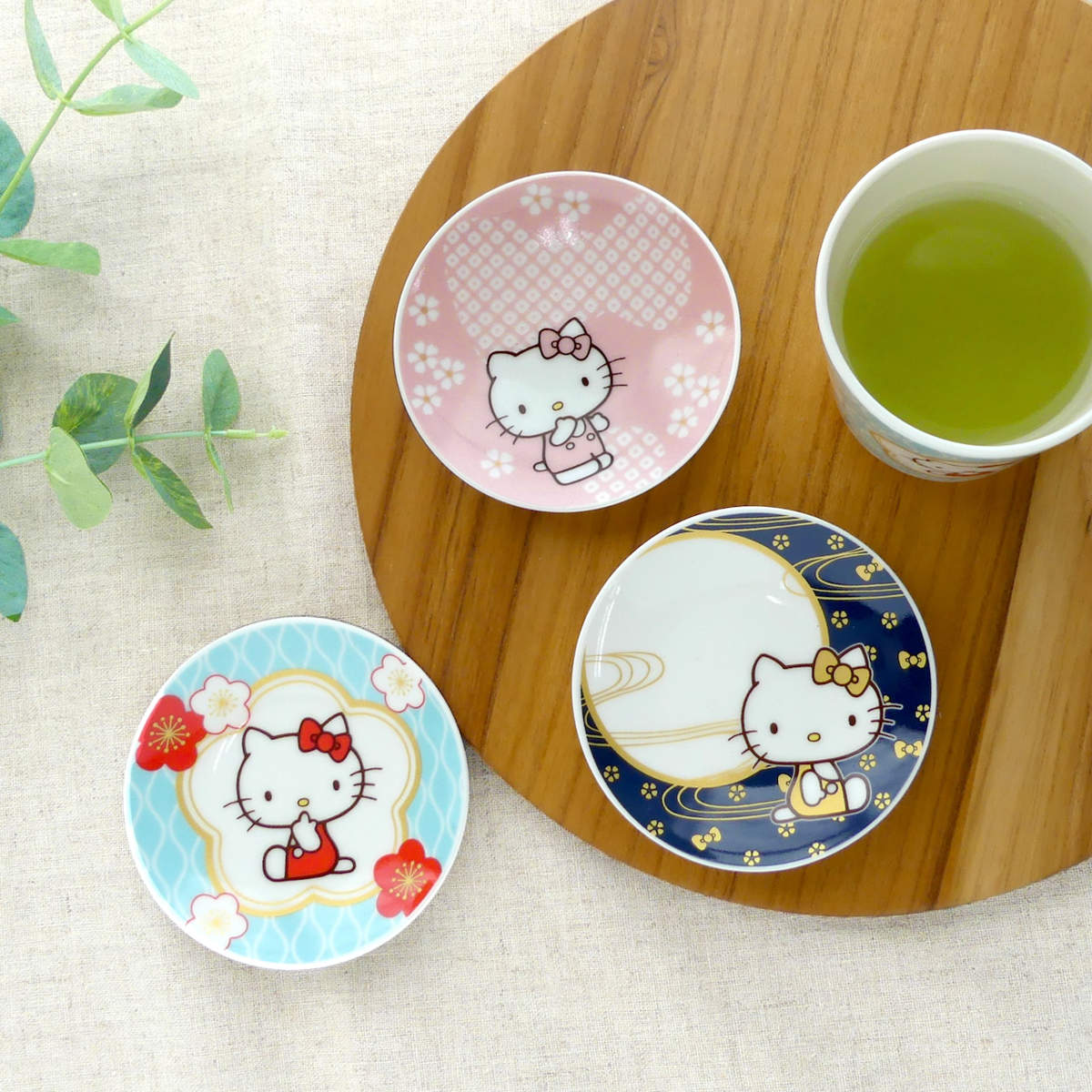 皿 豆皿 ハローキティ （ 9cm 食洗機対応 電子レンジ対応 磁器 プレート お皿 食器 和風 和柄 キティちゃん キティ サンリオ キャラクター キャラ かわいい ）【39ショップ】 interior-palette-10199820 インテリアパレット サンプル画像3