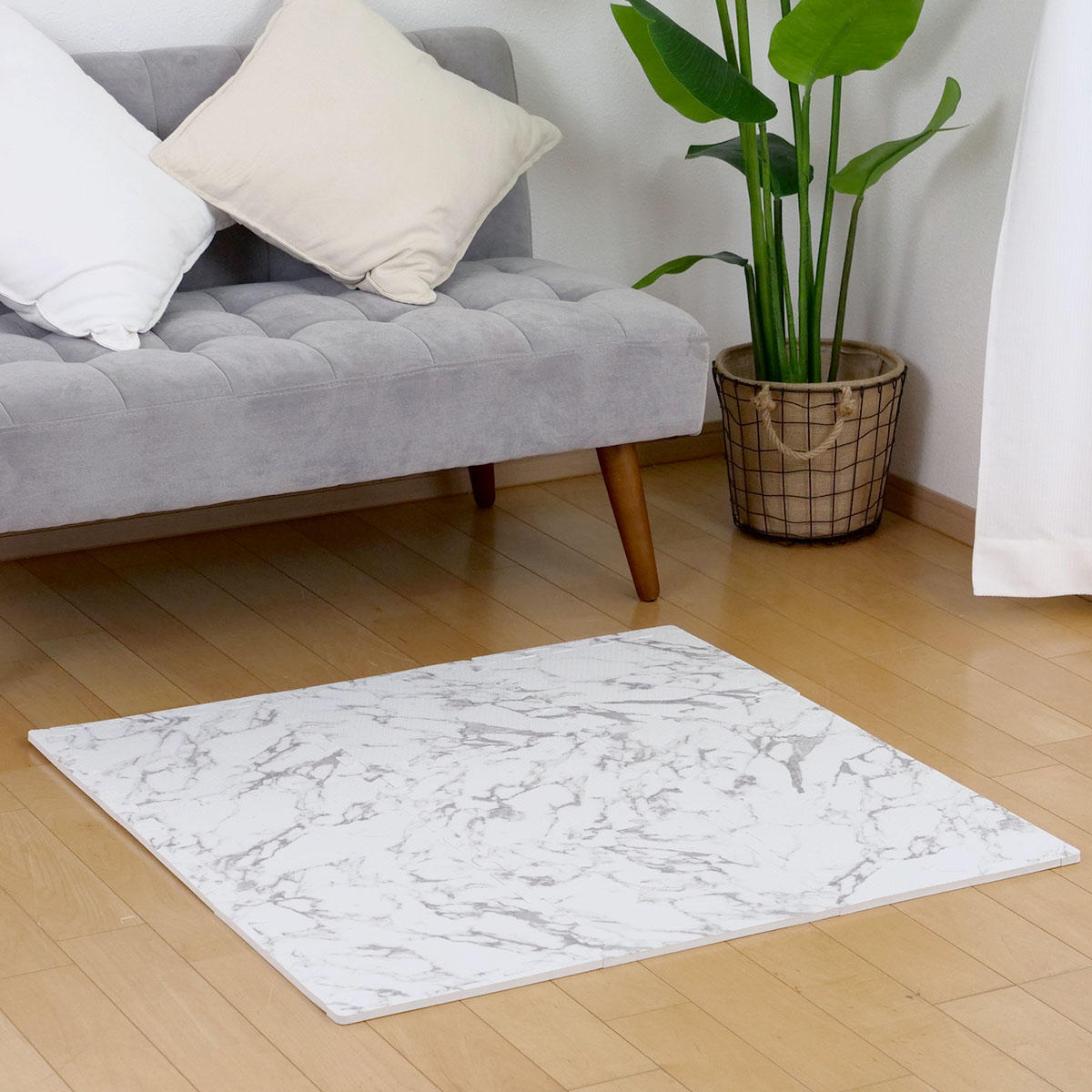 ジョイントマット 抗菌加工 大理石柄 約30×30cm 厚さ約10mm 9枚入り4個セット ふち付き （ タイルカーペット カーペット フロアマット 防音マット クッションマット 防音 洗える 床暖対応 カット可能 子ども 大理石 36枚 ） 【39ショップ】
