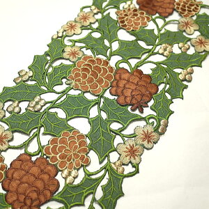 テーブルセンター 約20×40cmクリスマス 松ぼっくりの刺繍 インテリア