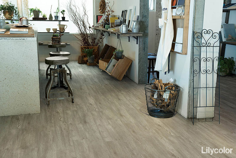 リリカラ フロアタイル エルワイタイル WOOD シャビーオーク LYT 84084〜LYT 84085 ケース売り/1ケース 24枚入り（約3.29m2） 3