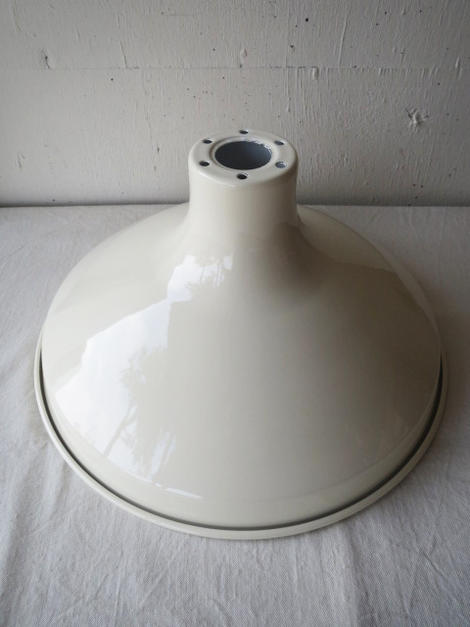 OVJECT / ENAMELED LAMP / 35cm OFFWHITEオブジェクト / エナメル　ランプ / 直径Φ35cm　オフホワイトO-EL-35WHペンダント/食卓用/ダイニング