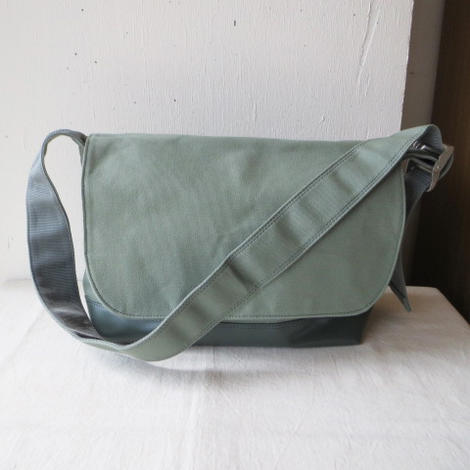 BAGWORKS/MESSENGERMAN/GREENGREYХå/å󥸥㡼ޥ󿧡꡼󥰥졼Х//ȡ/ȡȥХå/ϥɥХå/Хå/ƻ//ġХå