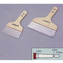 ペンキ塗装の前に天井・階段下・床に下地処理!パテ処理の方法と使用した工具