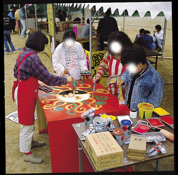 ターナー色彩 ネオカラー 600ml ローズ 117706