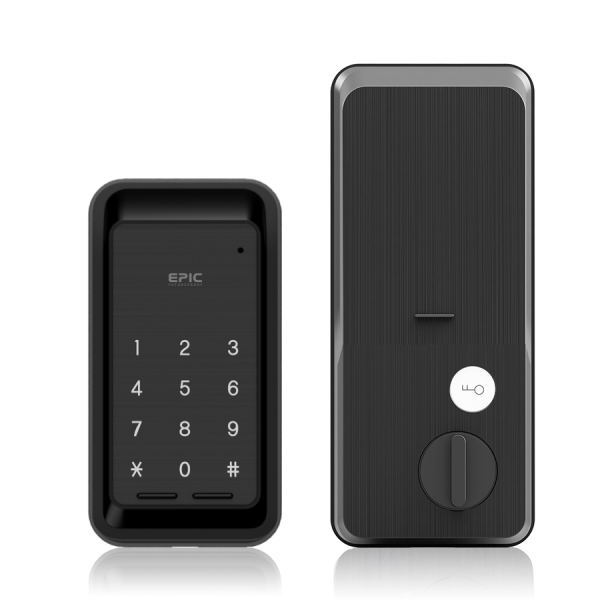 原状回復ができる高機能スマートロック 「ZEUS × Flassa 1J」原状回復タイプのローコストモデルが満を持して登場です！ 解錠方法は、暗証番号とICカード。管理者機能搭載。 入室/空室モードを利用して、賃貸管理を安全に。 初期化カード（出荷時オプション）で、賃貸管理をシンプルに。 別売シリンダー残しプレートで、物理鍵を残すこともできます。 ダブルロックに対応！ サイズ： 　室外機：132.5×70×21.5mm（防水仕様：IPx5準拠） 　室内機：165.5×70.5×55mm（防水仕様：非防水） 注意事項 ●本製品には、取扱説明書・取付説明書・アプリの取扱説明書等の紙媒体は同梱されておりません。 　同梱のご案内に従い、ダウンロードしてご確認ください。 ●本製品は、アプリ非対応です。 　アプリをご利用の方は、 ZEUS 11J をご購入ください。●通常業者向けの運送会社になりますのでお時間指定はできません。日曜日祝日配送もできないです。 ●離島のお客様は別途お見積りとなります。北海道、沖縄県もお見積りになる場合があります。 ●直送の場合メーカー指定便のため、運送会社のご選択はできません。山奥やトラックの入れない道幅の場合配送できないことがあります。地域によっては個人宅配送ができないこともあります。 ●仕様・寸法・デザインについては予告なく変更されることがあります。 ●画像はイメージです。代表画像を使用することがあります。 ●ご返品、交換、発注後のキャンセルはできません。 ●都度お取り寄せ発注のため突然の欠品等がありましたら連絡させていただきます。