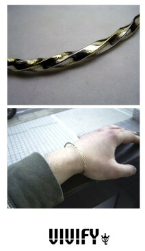 VIVIFY(ヴィヴィファイ）Silver x Brass Spiral Bangle【職人の完全手作業による逸品】【バングル】【送料無料】