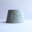 BAUER POTTERY バウアーポッタリー RINGWAREDOGBOWL S ドーバーグレー 発色がとてもキレイなドッグボウルです。陶器なので衛生面も安心...
