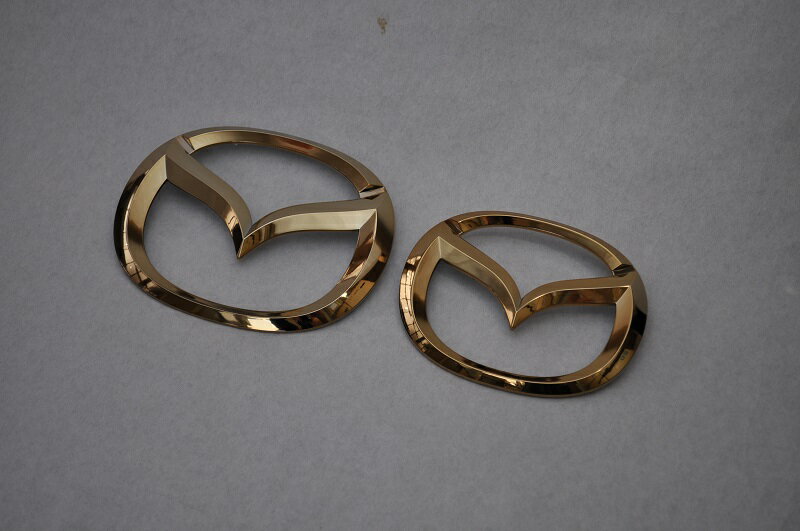 KF系　CX−5（ディーゼル車用）4WD　KF2P　ゴールドメッキエンブレムリア4点SET　　INVENTER/grow/メッキ/ブラッククローム/ゴールド/車エンブレム/車パーツ/