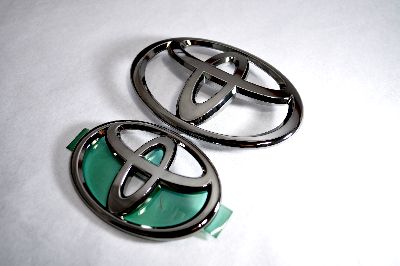 TOYOTA - UZS18系マジェスタ　フロント/リアトヨタマーク　ブラックメッキエンブレム　　INVENTER/grow/メッキ/ブラッククローム/ゴールド/車エンブレム/車パーツ/