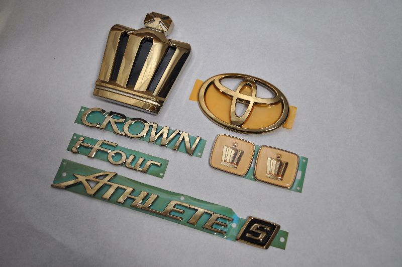 GRS211　クラウンアスリートS　-Fourゴールド7点SET　　　INVENTER/grow/メッキ/ブラッククローム/ゴールド/車エンブレム/車パーツ/