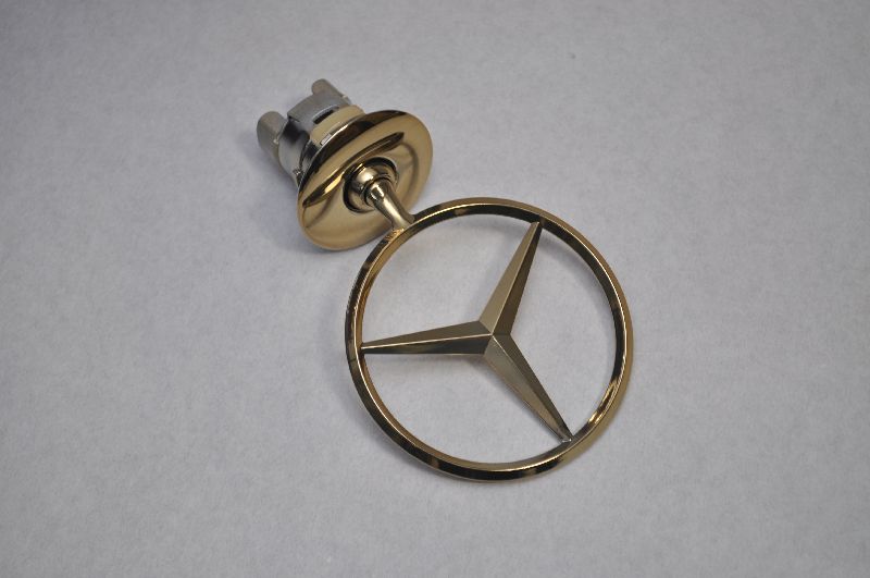 W221ベンツ　ボンネットマスコット　ゴールドメッキエンブレム　　INVENTER/grow/メッキ/ブラッククローム/ゴールド/車エンブレム/車パーツ/