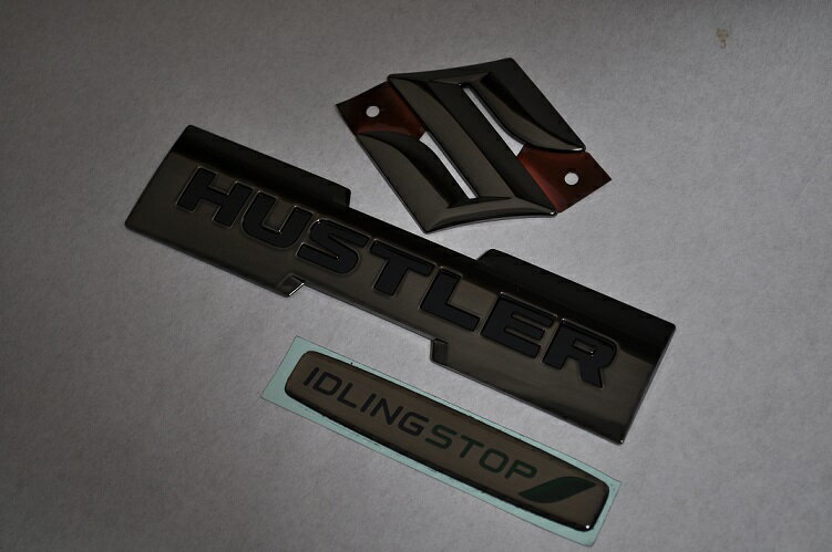 MR31S　ハスラー　ブラックメッキエンブレムリア3点SET　　INVENTER/grow/メッキ/ブラッククローム/ゴールド/車エンブレム/車パーツ/