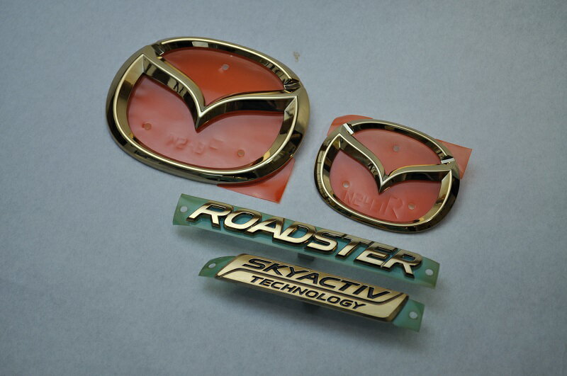 ND5RC　ロードスター　前期　ゴールドメッキエンブレム4点SET　　INVENTER/grow/メッキ/ブラッククローム/ゴールド/車エンブレム/車パーツ/