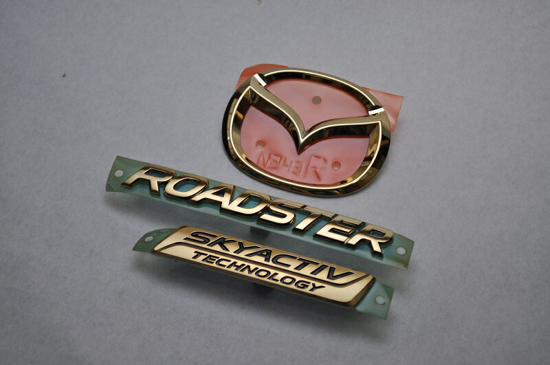 ND5RC　ロードスター　前期　ゴールドメッキエンブレムリア3点SET　　INVENTER/grow/メッキ/ブラッククローム/ゴールド/車エンブレム/車パーツ/